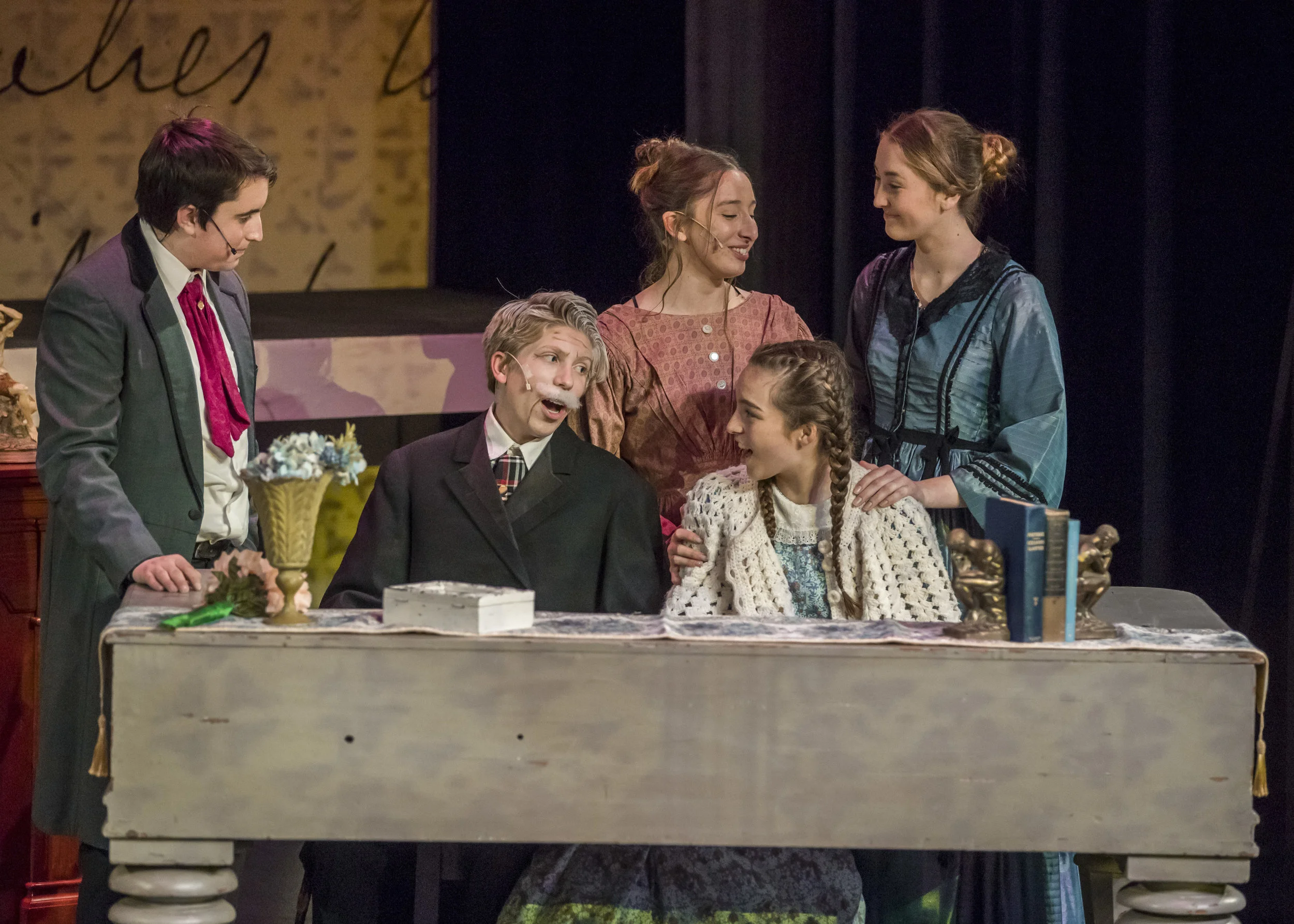 LITTLE WOMEN (2).jpg