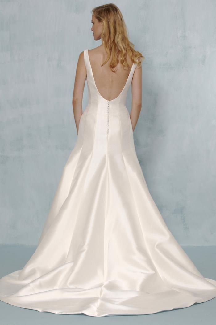 augusta_jones_una_back_gown_collective_atlanta.jpg
