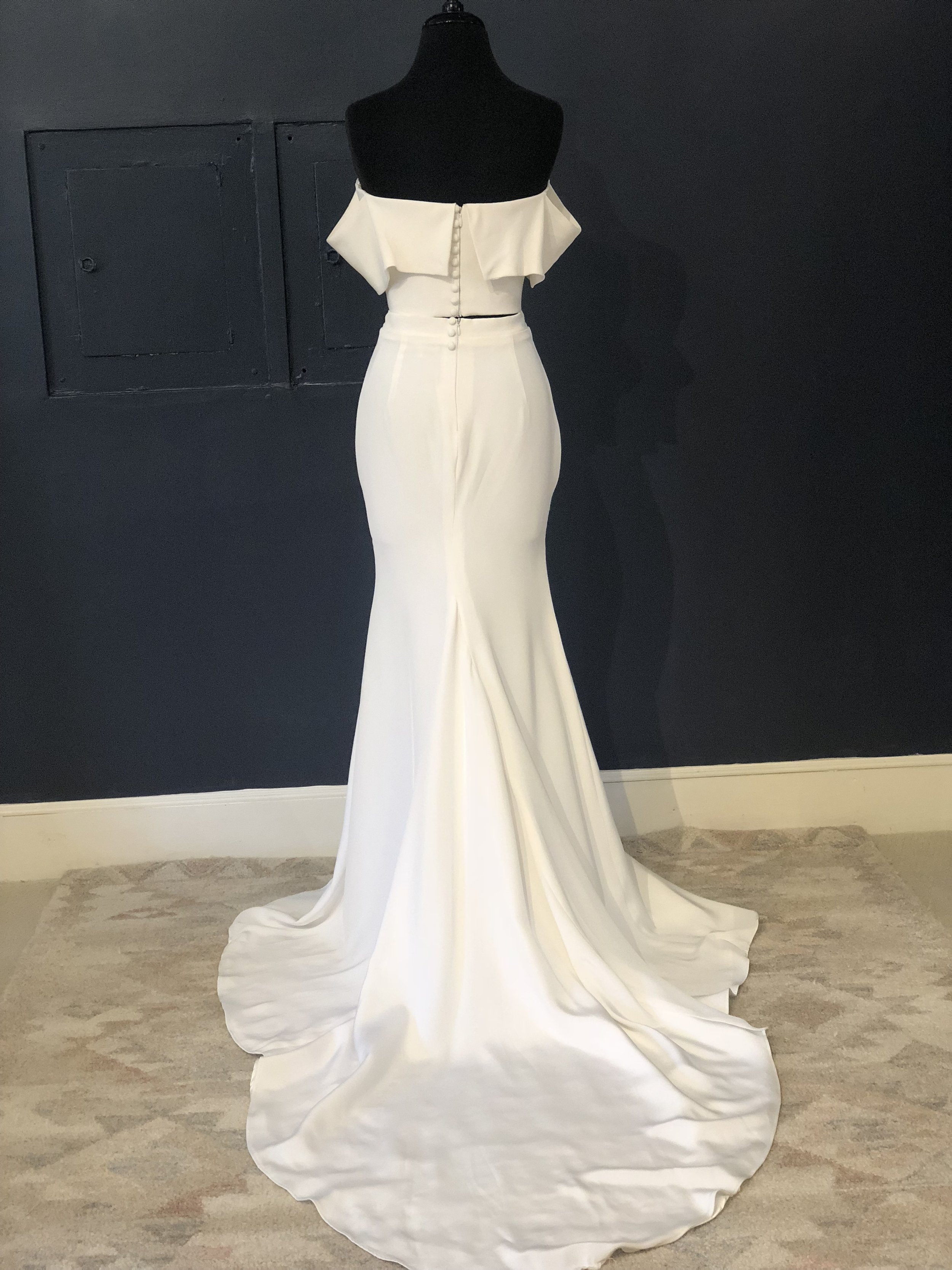marquise-bridal-arlo-memphis-gown-collective-charleston-back.jpg