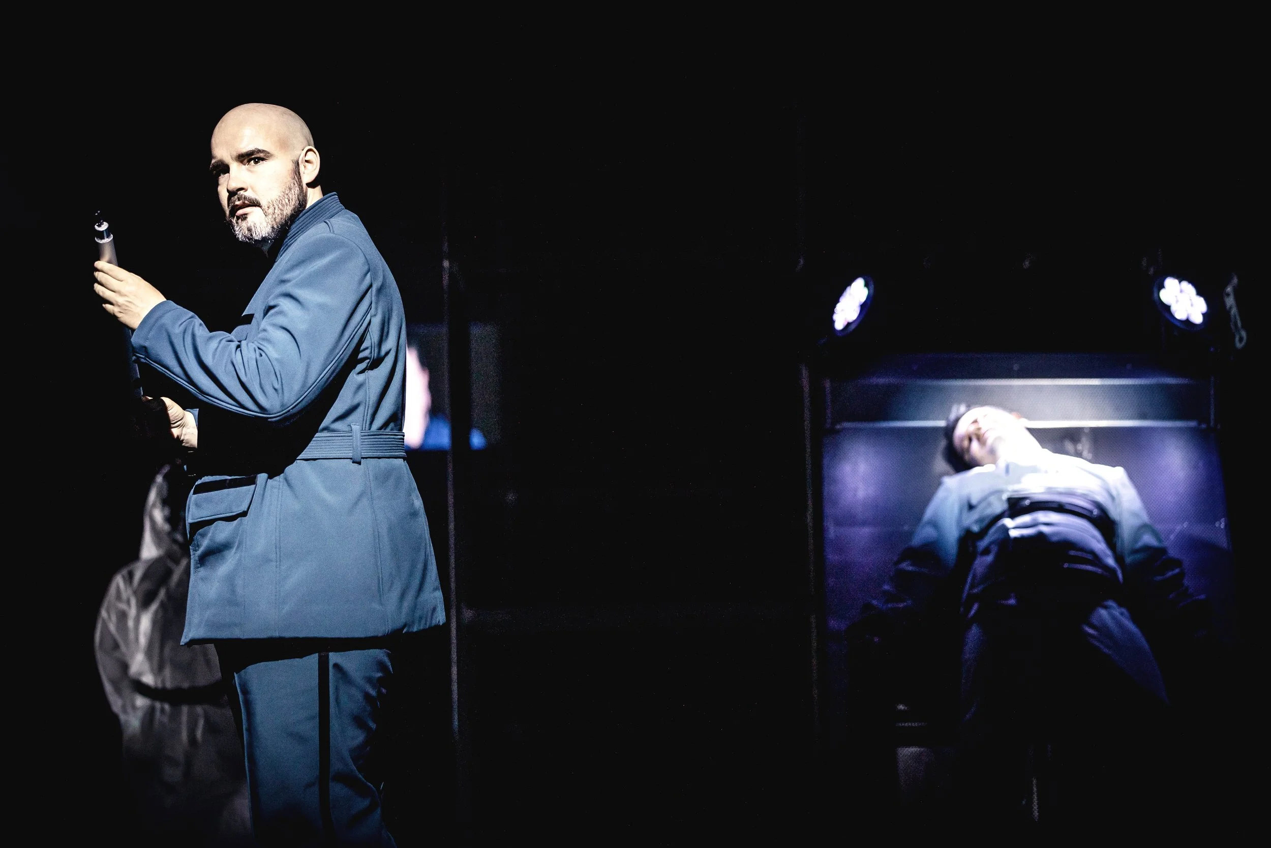 Theater Regensburg: O'Brien in Maazel's 1984