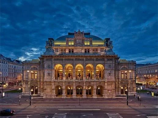 Vienna State Opera: Graf Albert in Die Tote Stadt
