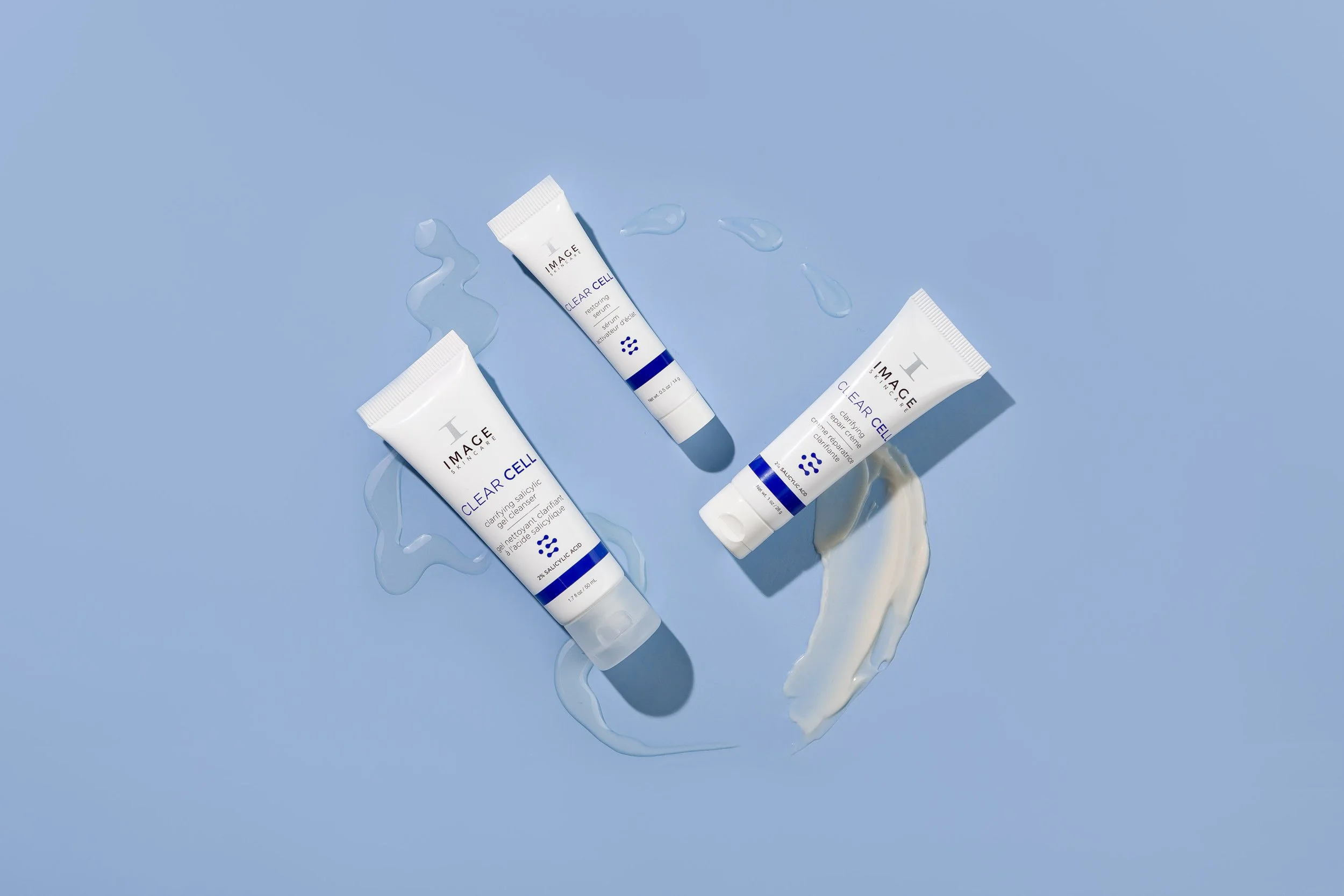 CLEAR-SKIN-SOLUTIONS-KIT-LIFESTYLE-05.jpg