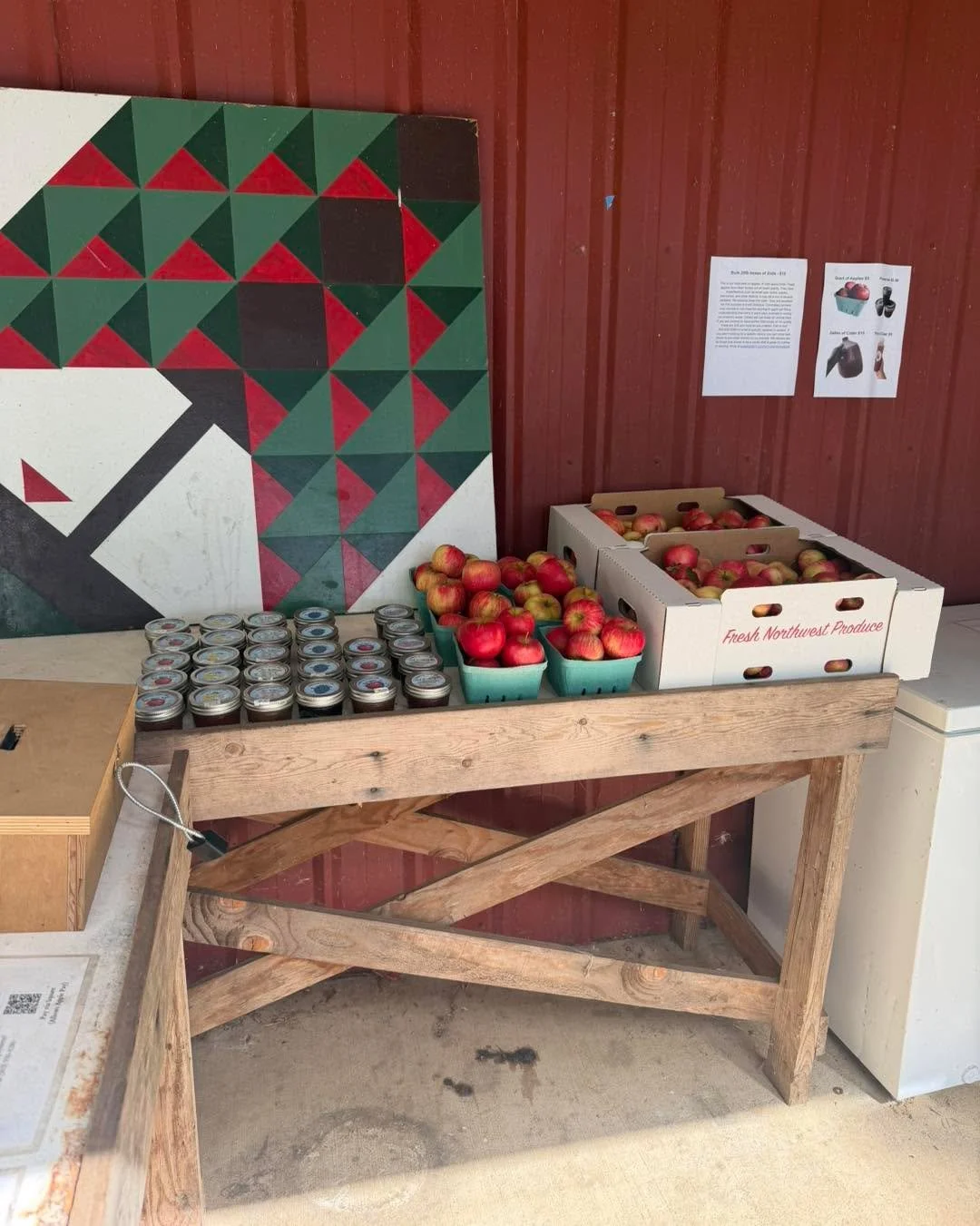 Self-serve farm stand is open 7 days a week! 9am-6pm. We have some great options out now. 

- Quart baskets of Honeycrisps $5
- Jams and jellies $5.50
- Frozen cider pints $5, gallons $15
- 20lbs of 2nds for $15

For 20lb boxes of hand sorted 1st qua
