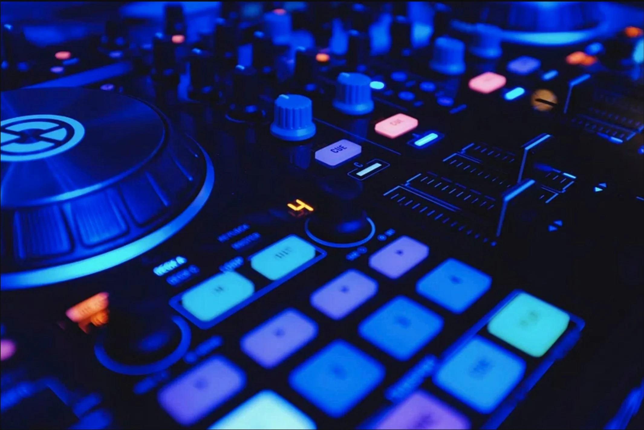 dj.jpg