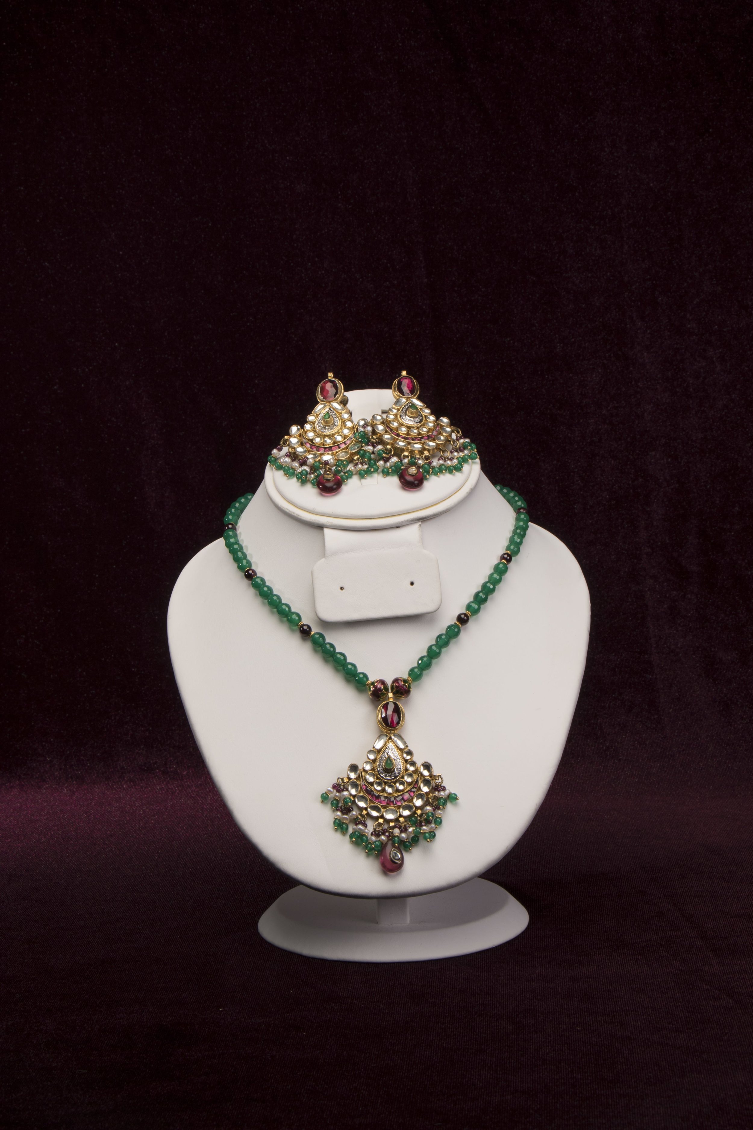 jewlery_50.jpg
