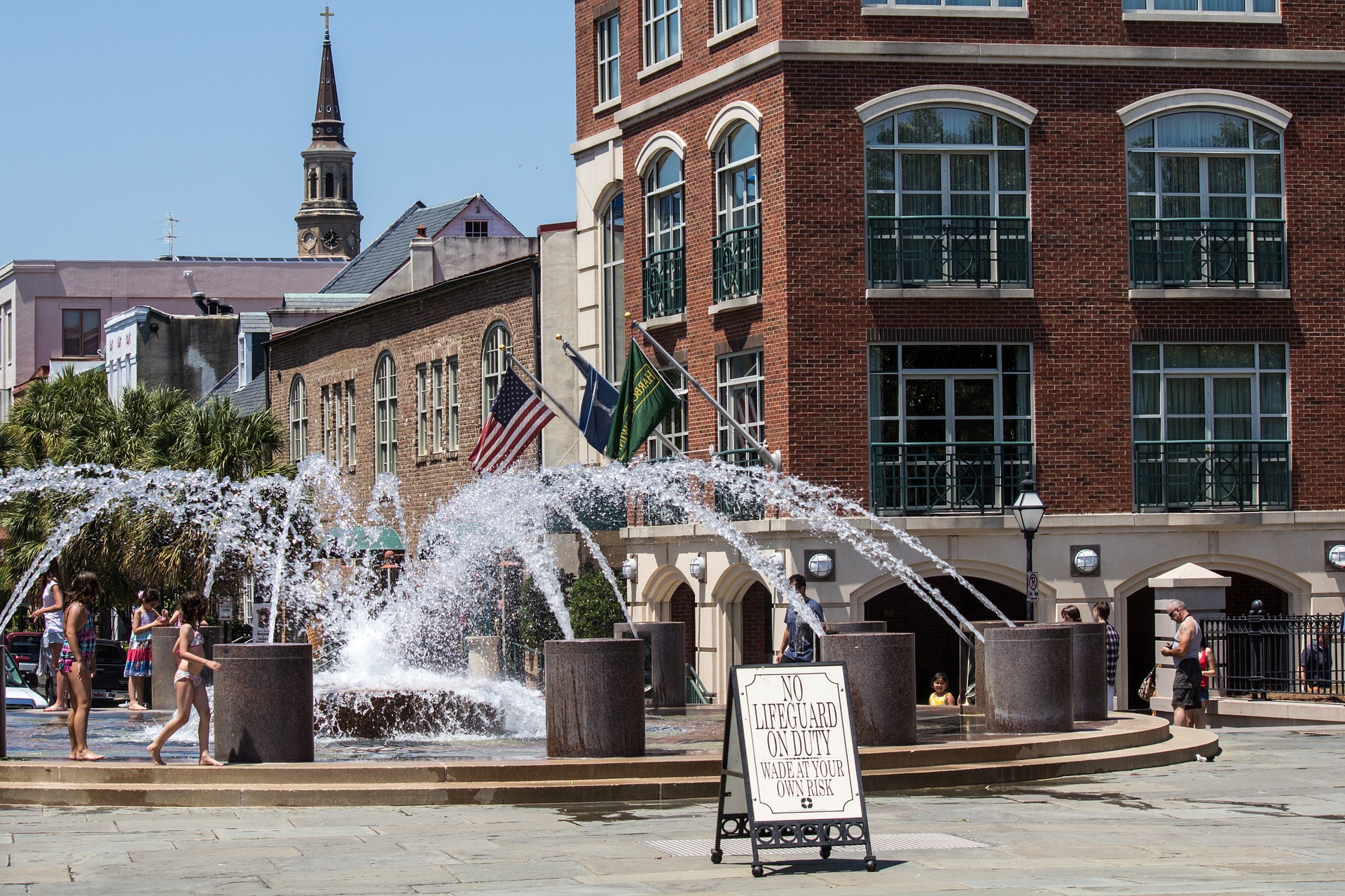 fountain-1497942_1920 (1).jpg