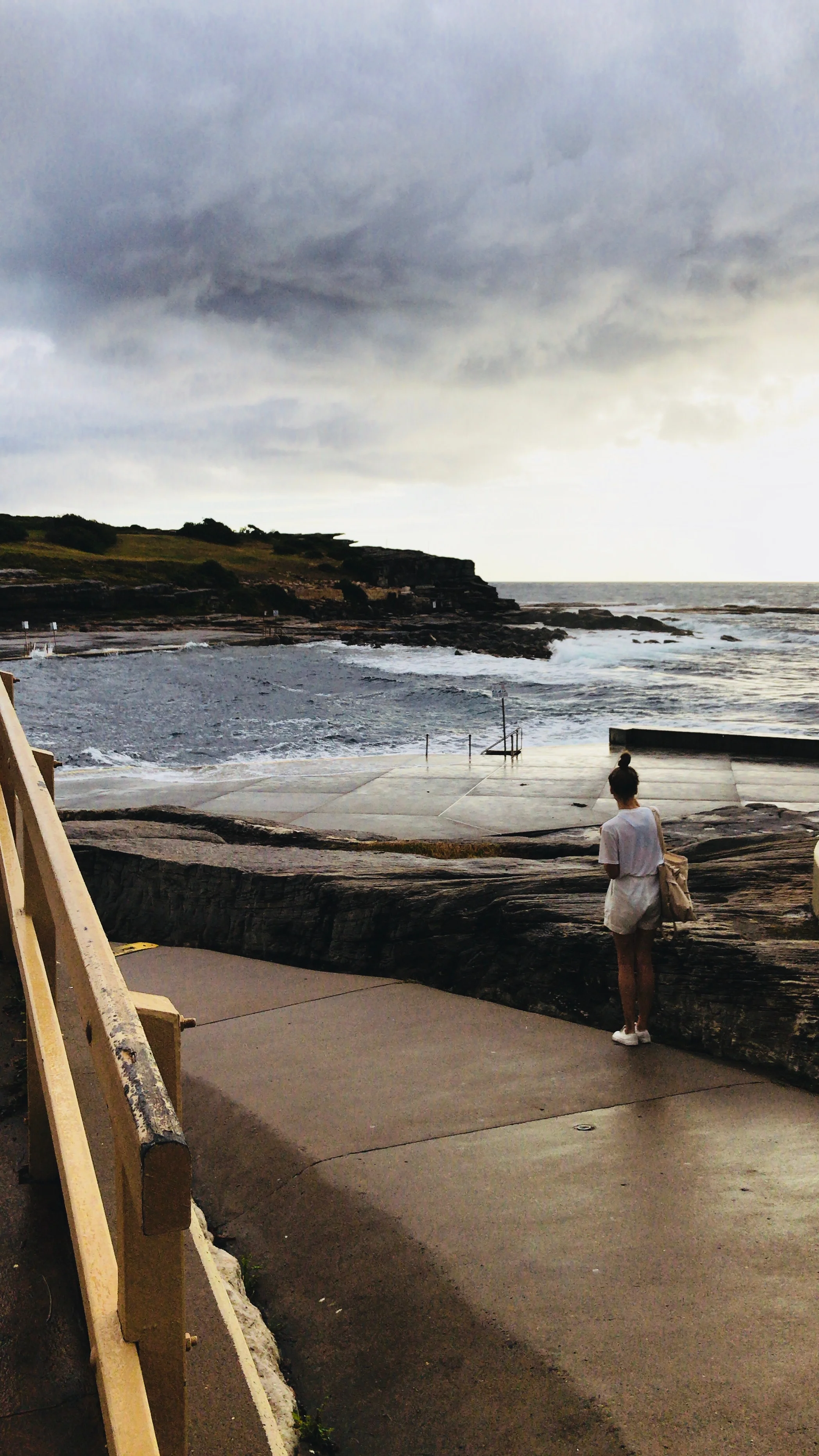 beach-daylight-horizon-1674107.jpg