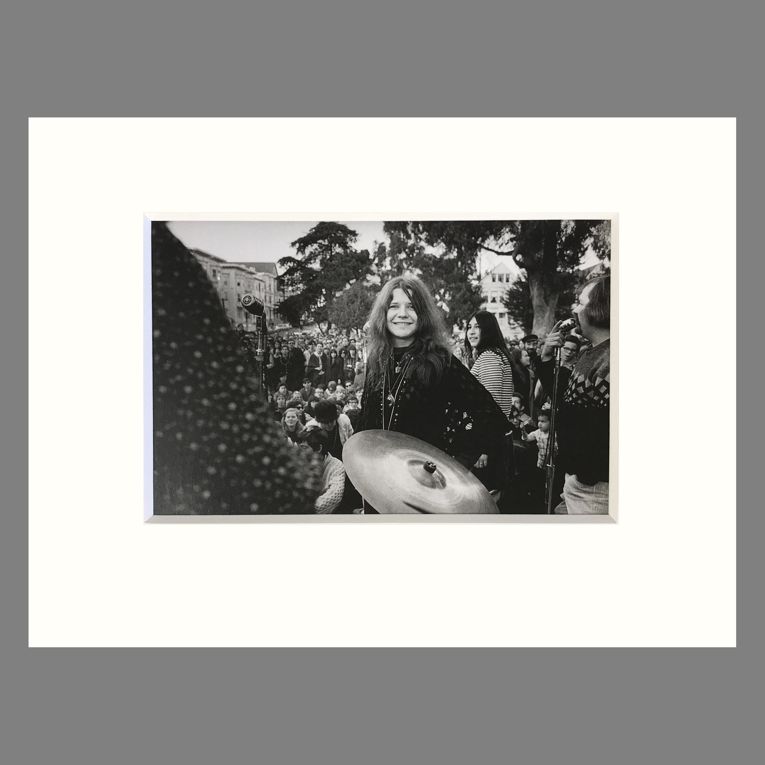 Janis Joplin, Golden Gate Park, San Francisco 1966 - Jim Marshall Photograph - Matted Print 9 x 12 inches