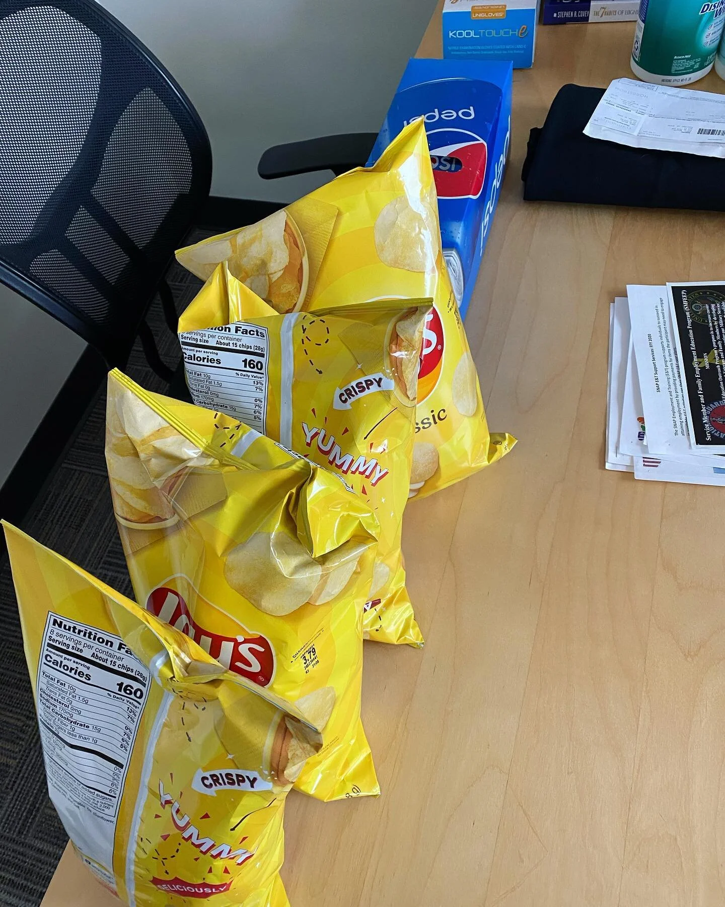 Huge THANK YOU to my amazing Assistant for getting what every woman with cancer wants. Ok, well this woman. ⠀

I still get a sour tummy and nausea from my Keytruda treatments and sometimes the only thing I can eat is plain @lays potato chips and milk