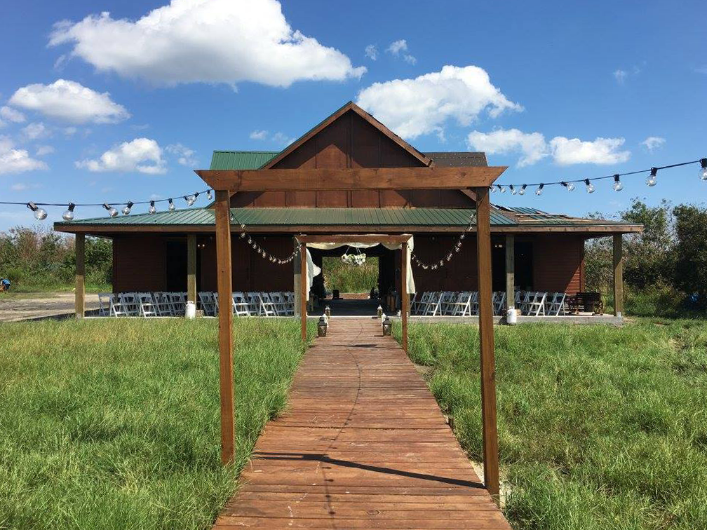 ceremony-walkway-aisle-obloy-ranch-wedding-barn.png