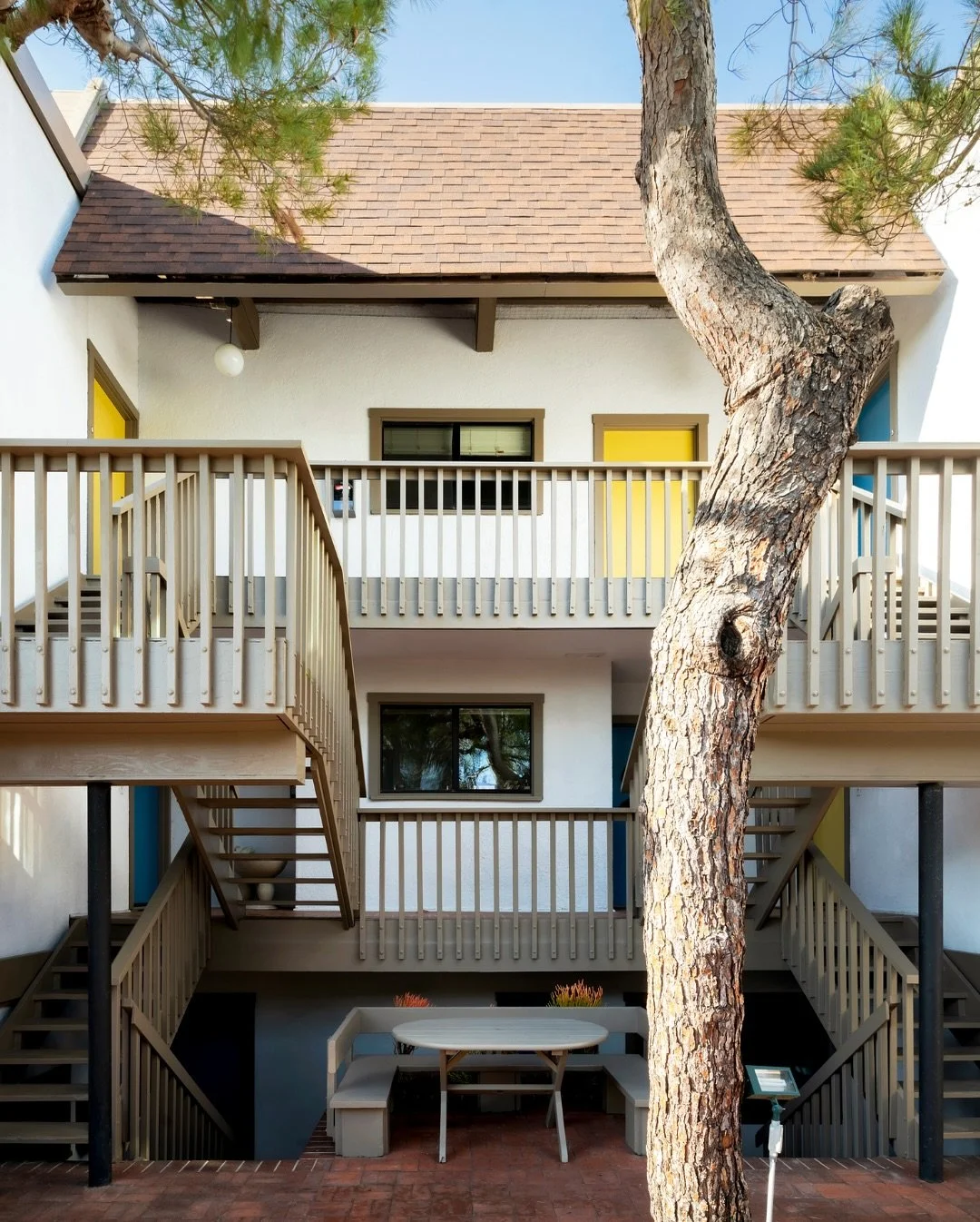 Coming Soon to Santa Monica!!

This isn&rsquo;t just a property&mdash;it&rsquo;s a living piece of Frank Gehry&rsquo;s Legacy. An architectural milestone that shaped his journey.

For more information on this stunning architectural property, DM us!