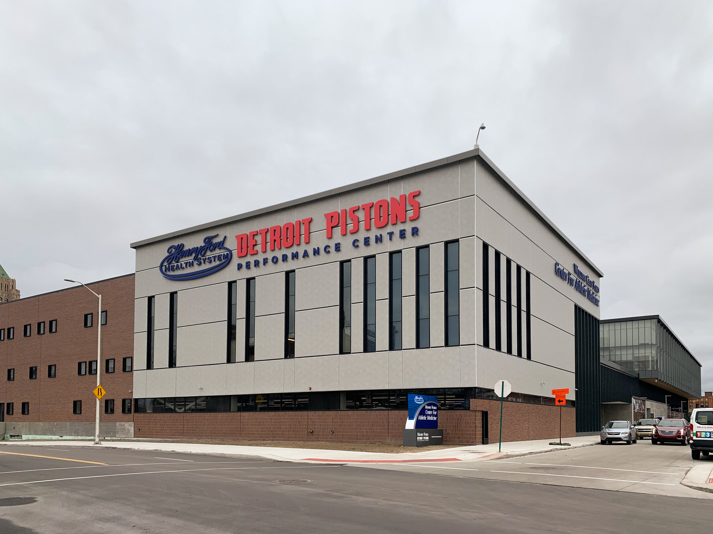 Detroit-Pistons-Performance-Center-05
