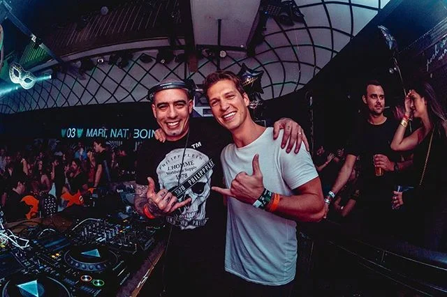 Out to conquer the world with this guy! Your journey is truly inspiring my friend 😊 @michaelpradomusic 
#floripa #carnival #thebiigpicture