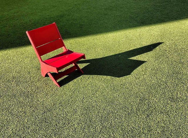 Red Chair on Turf
Austin, TX
2019
📸 @mackannecheese 
#onlyhue