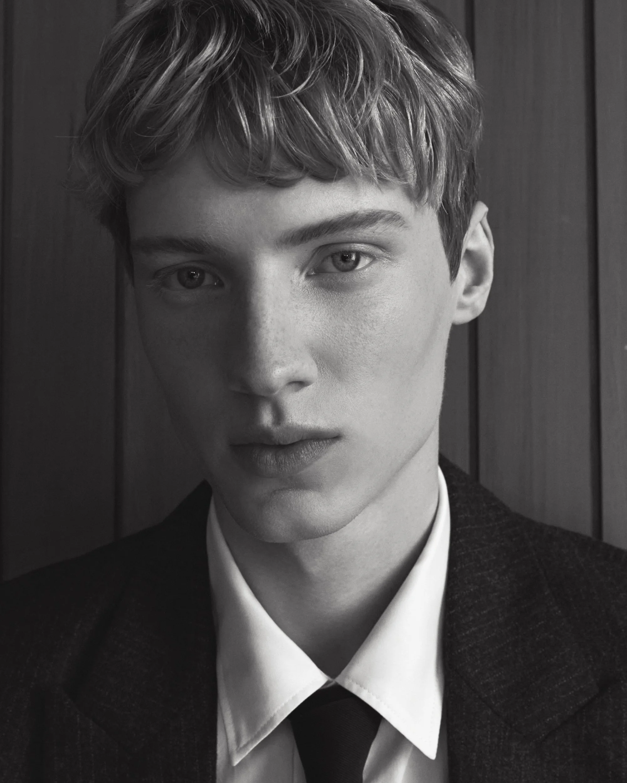 SHOT_02_0102_02_RGB_72_4X5 2.JPG