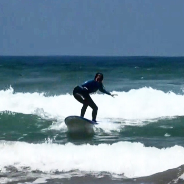 We loved seeing first time surfer Nicole, an established equestrian and yogi, so pumped to ride her first waves.