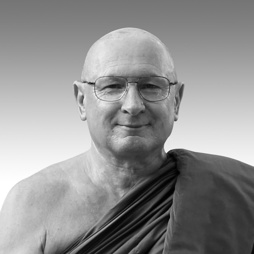 Ajahn Tiradhammo_bw_01.jpg