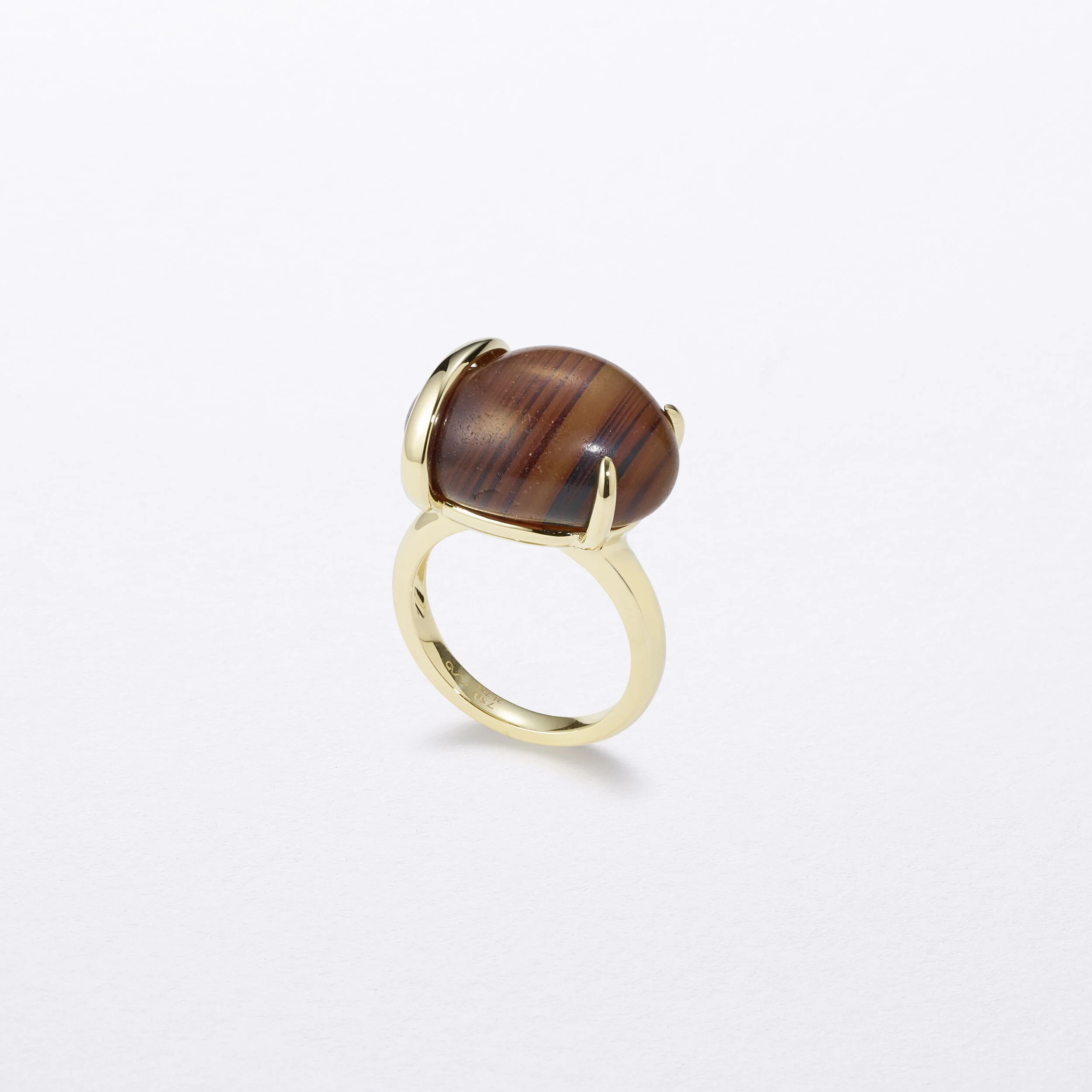 Madagascar agate pebble ring
