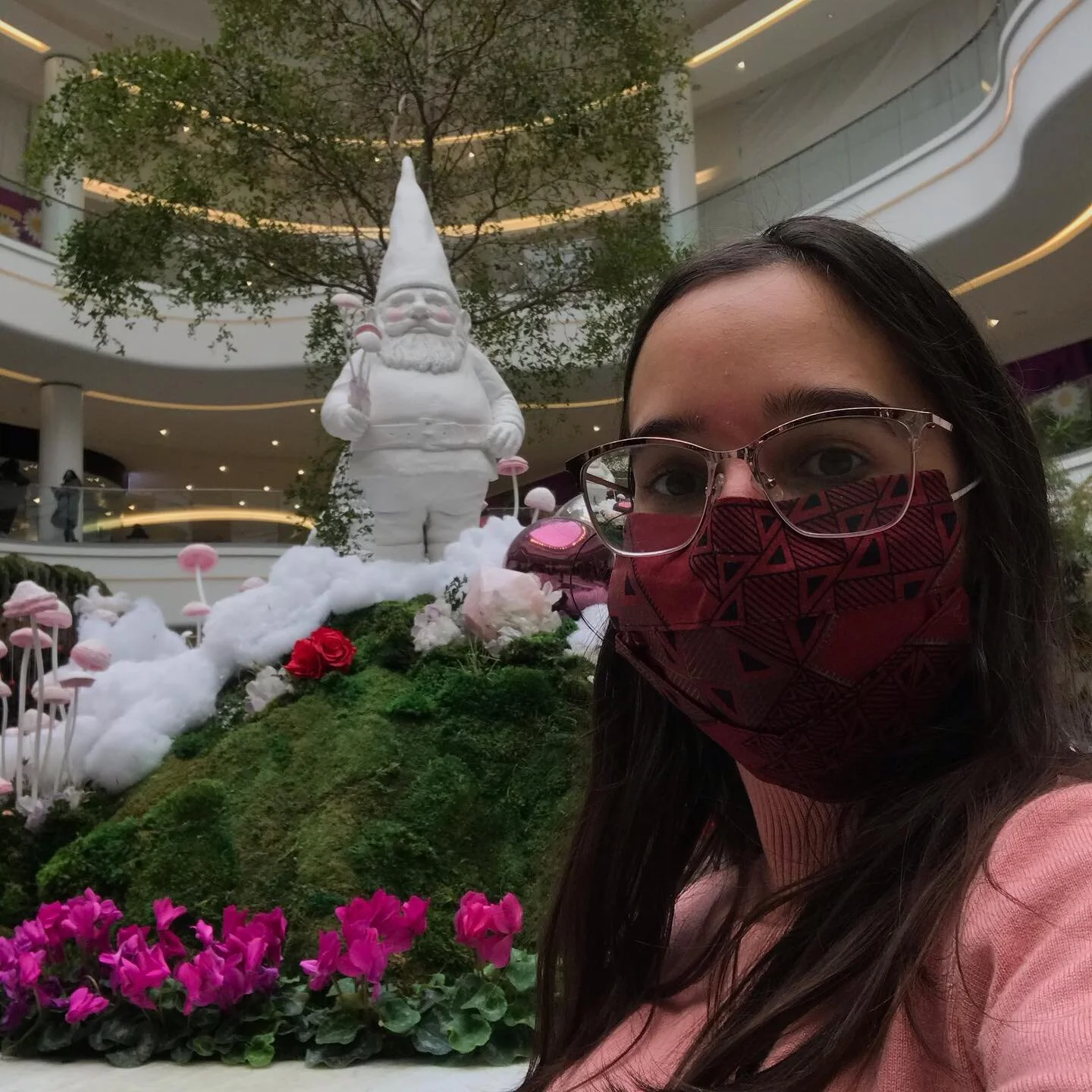Got &ldquo;kidnapped&rdquo; by one of my besties to go on a trip to American Dream. It&rsquo;s still surreal that this mall actually is open (even if it&rsquo;s partially). I love how many &ldquo;instagrammable&rdquo; spots they have in this mall. 🤣