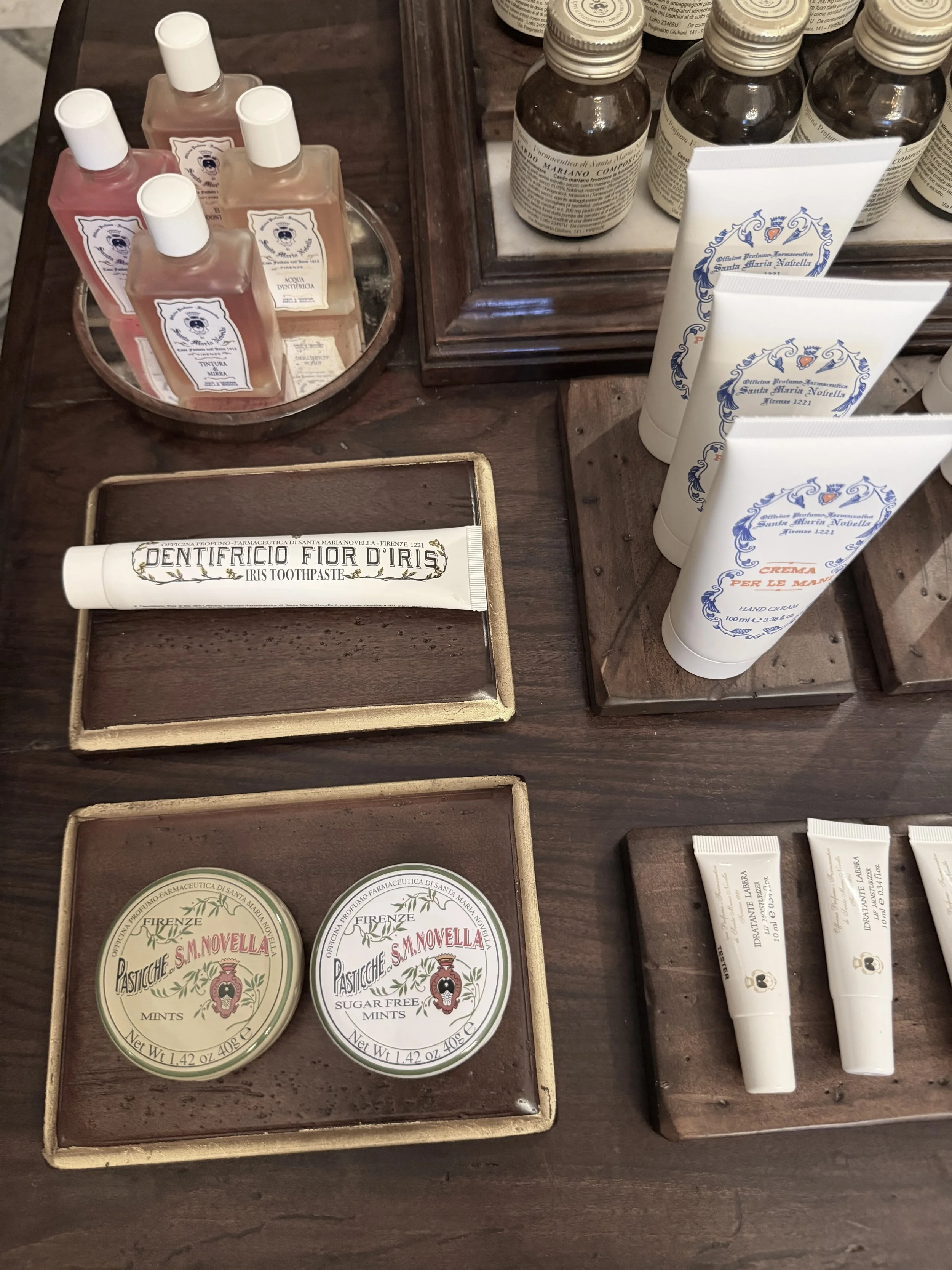 Santa Maria Novella Skincare und Zahnpasta aus Florenz