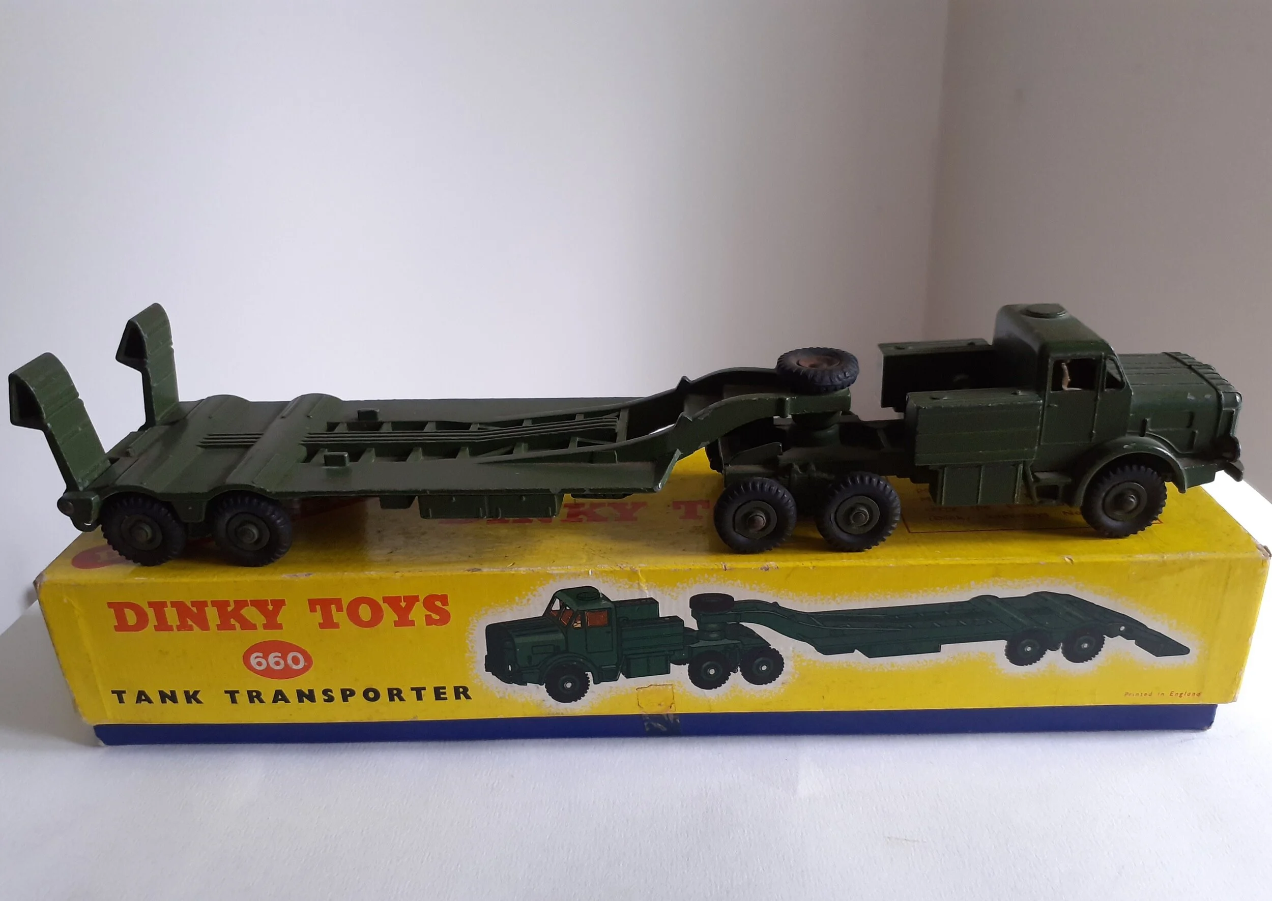 A 1950’s Dinky Supertoys number 660 Tank Transporter with the Thornycroft Mighty Antar Tractor and Original Box. An excellent example which is in very good condition.
