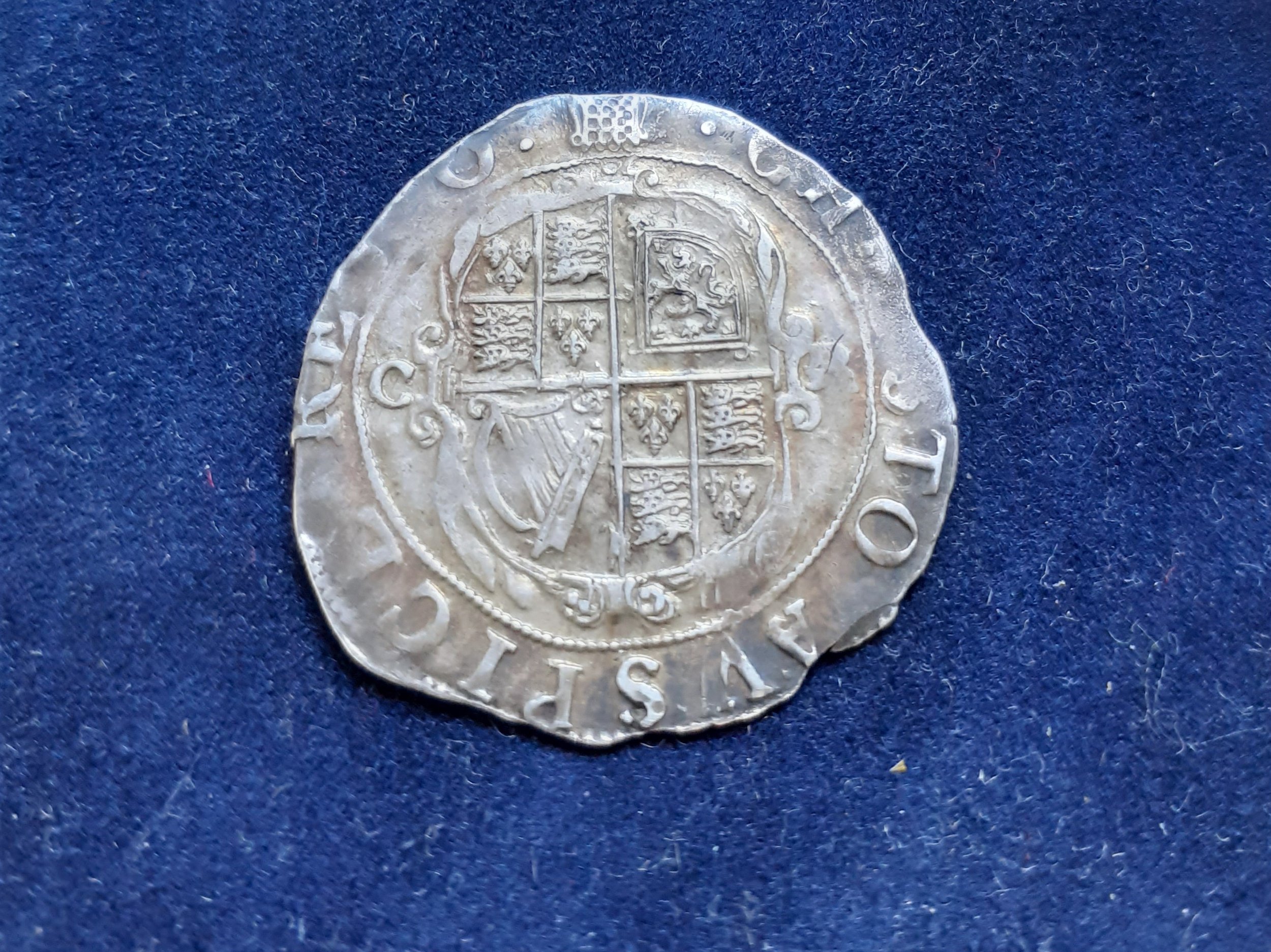 Charles I Shilling 1633 Reverse (2).jpg