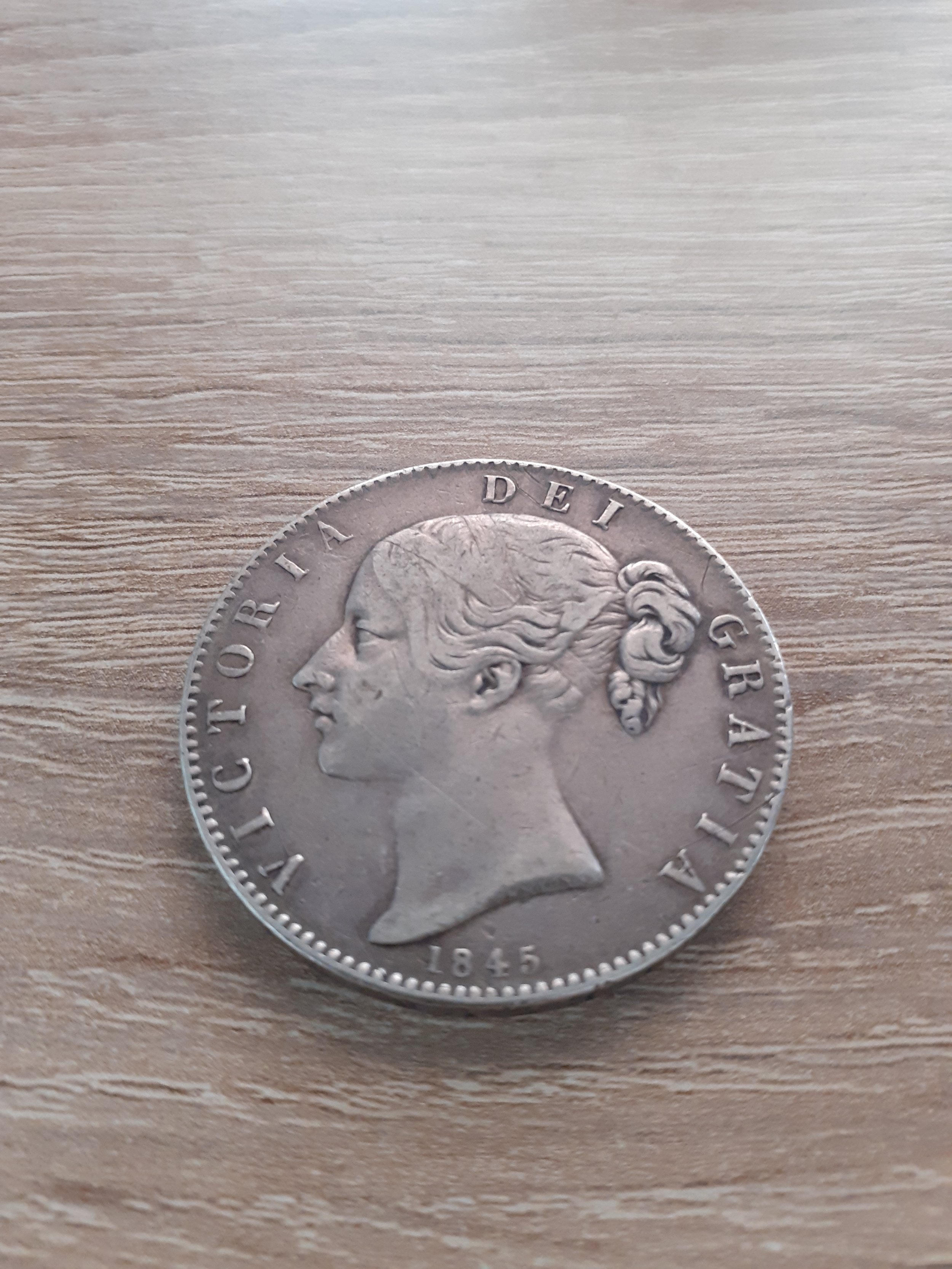 1845 Queen Victoria Young Head Cinquefoil Silver Crown.