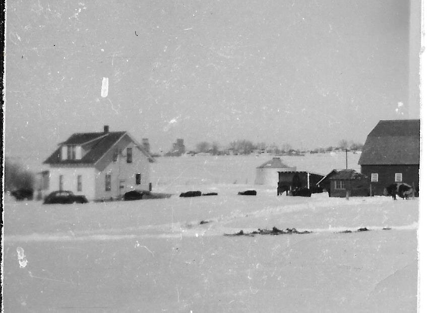 Juel & Mabel Friestad's farm.jpg