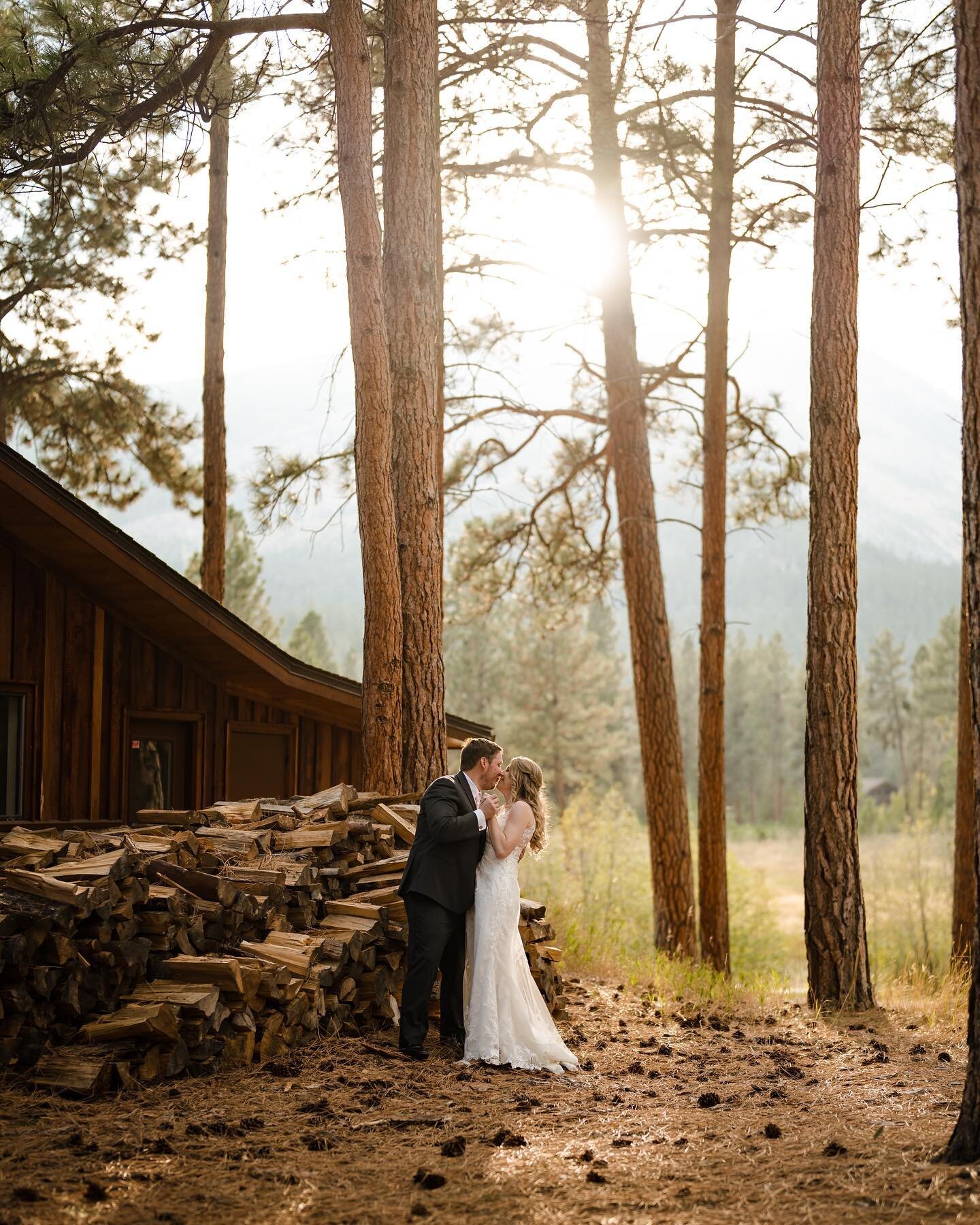 Here&rsquo;s to another wedding in the amazing state of Montana. This couple is truly amazing and excited to see what life has in store for them. Congratulations and thank you for the amazing opportunity to be apart of your special day. #wedding #the
