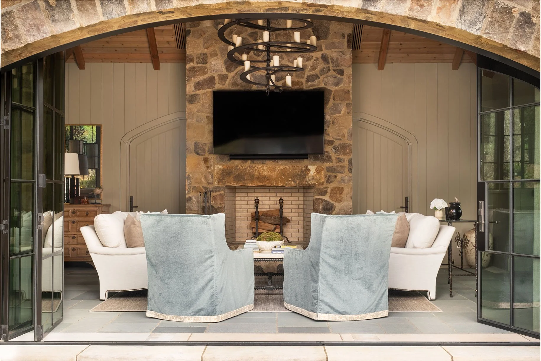 Riverview Retreat Pool Cabana