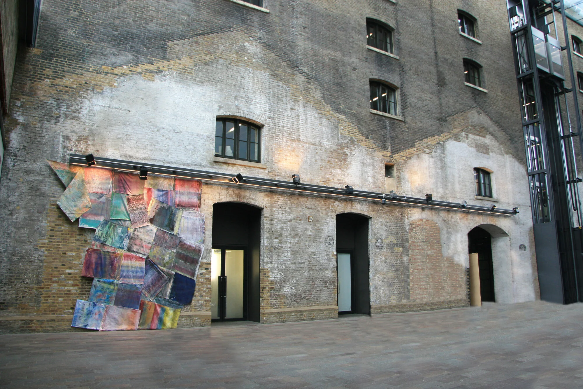 imprints-ensemble2.jpgbis (1).jpglumiere.jpg