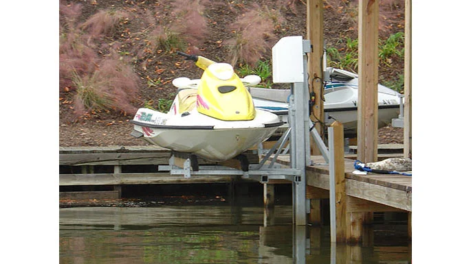 Jet-Ski-Lift-Electric-Stand-Mount-19x9.jpg