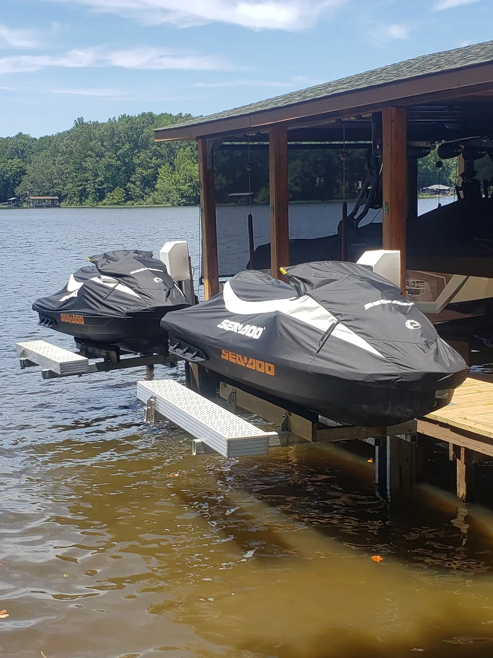 Jet Ski Lifts and Jet Ski Parts — Doozie Boat Lifts