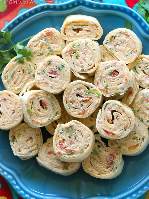 TheGirlWhoAteEverything_ChickenEnchiladaRollUps_Hero_Vertical-600.jpg