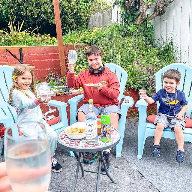 After a digital church service, we brought some Elderberry Lemonade out to our little SF backyard. The weather is gorgeous and these cuties make great company. 💕 Quarantine status: so far so good.