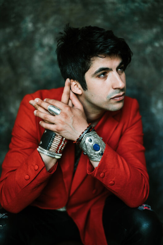 Série MASC : une entrevue avec l'artiste Mehdi Cayenne