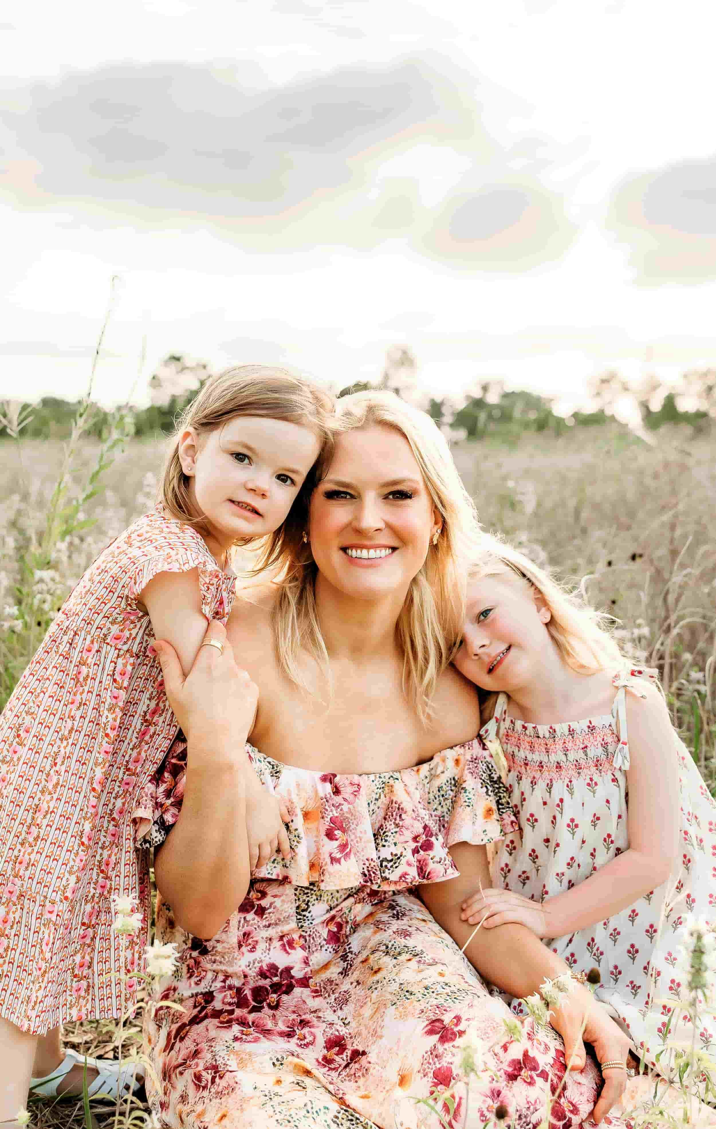What to Wear for Your Family Photo Session (with Color Palette Tips!