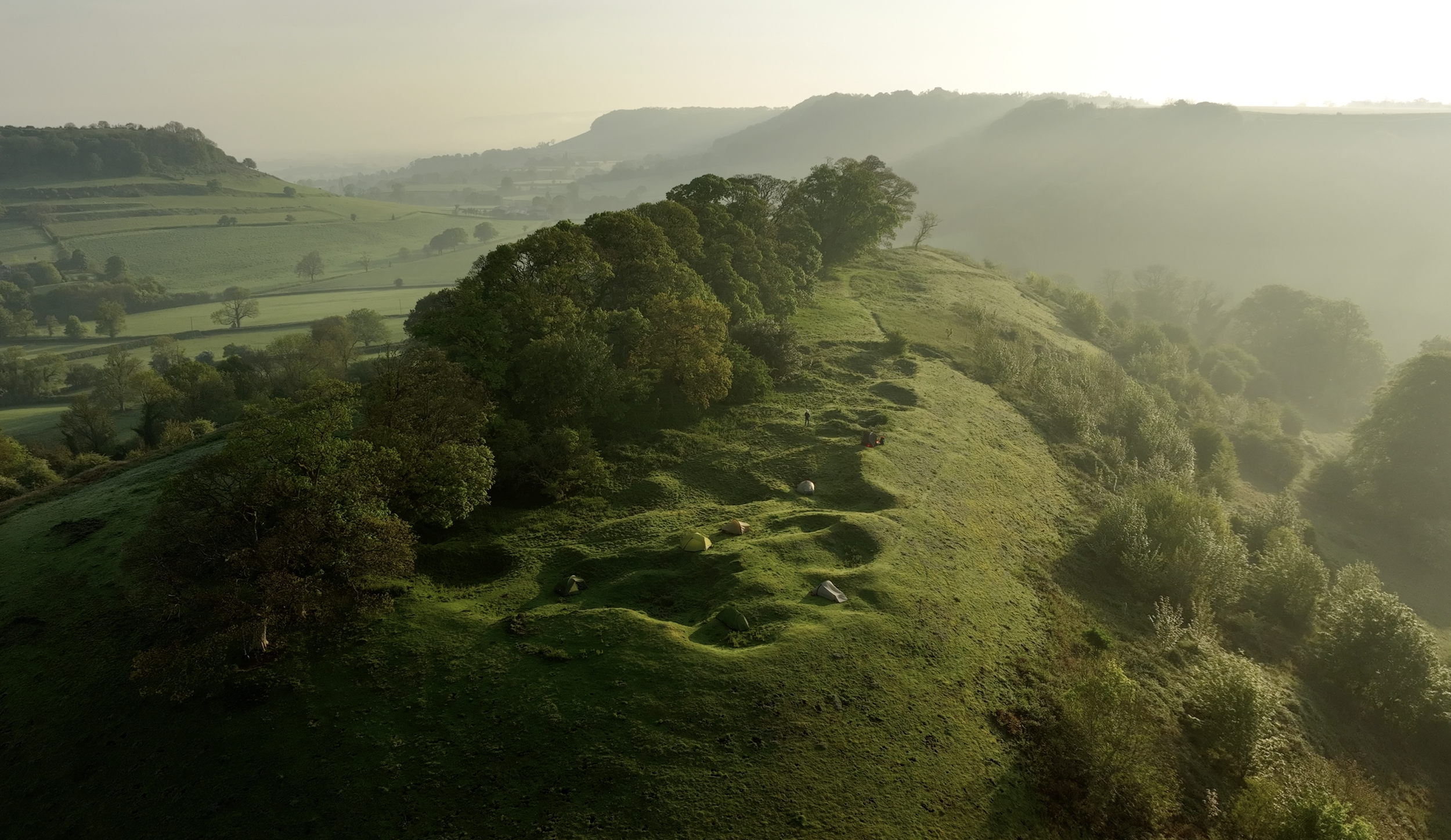 wild camp Cotswolds wild camping hiking walking 5.png