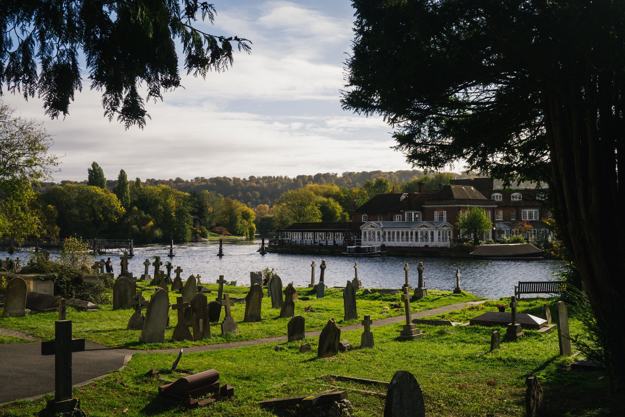best-countryside-walks-near-london-guided-walks-from-london-marlow-cookham-.jpg-5.jpg
