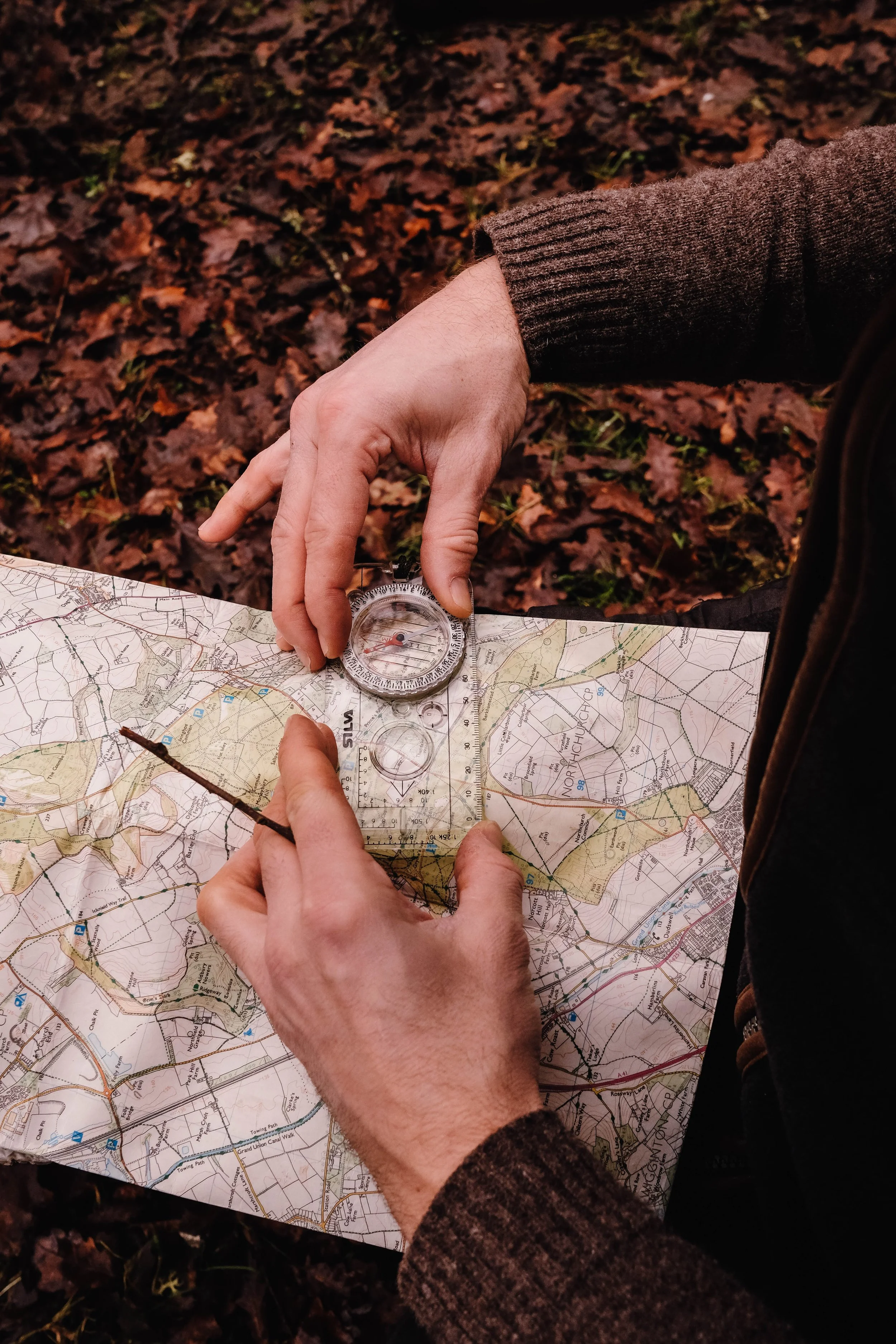 Navigation Training Map Reading Course near London Top Walks near London 10-10.jpg