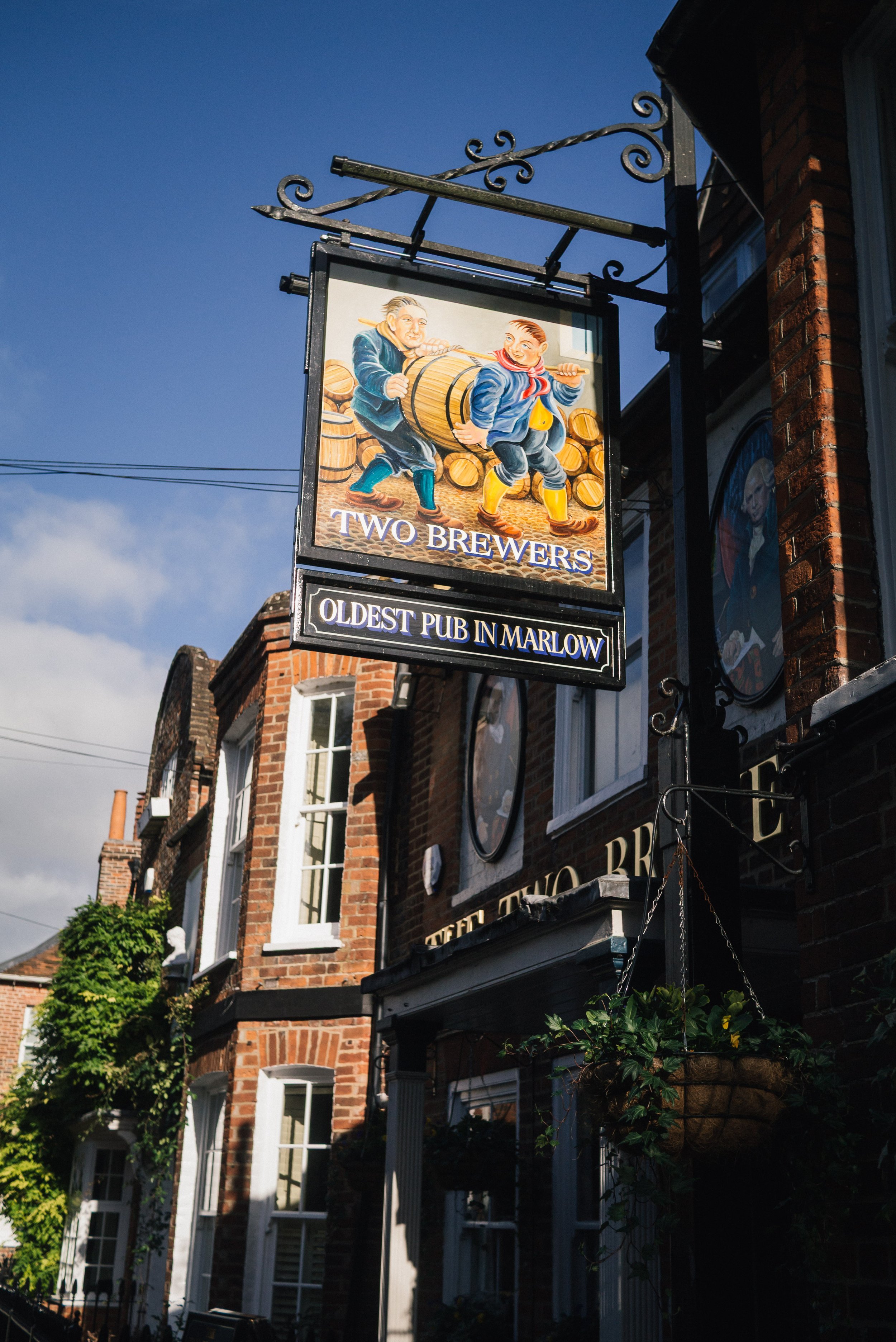 best-countryside-walks-near-london-guided-walks-from-london-marlow-cookham-.jpg.jpg
