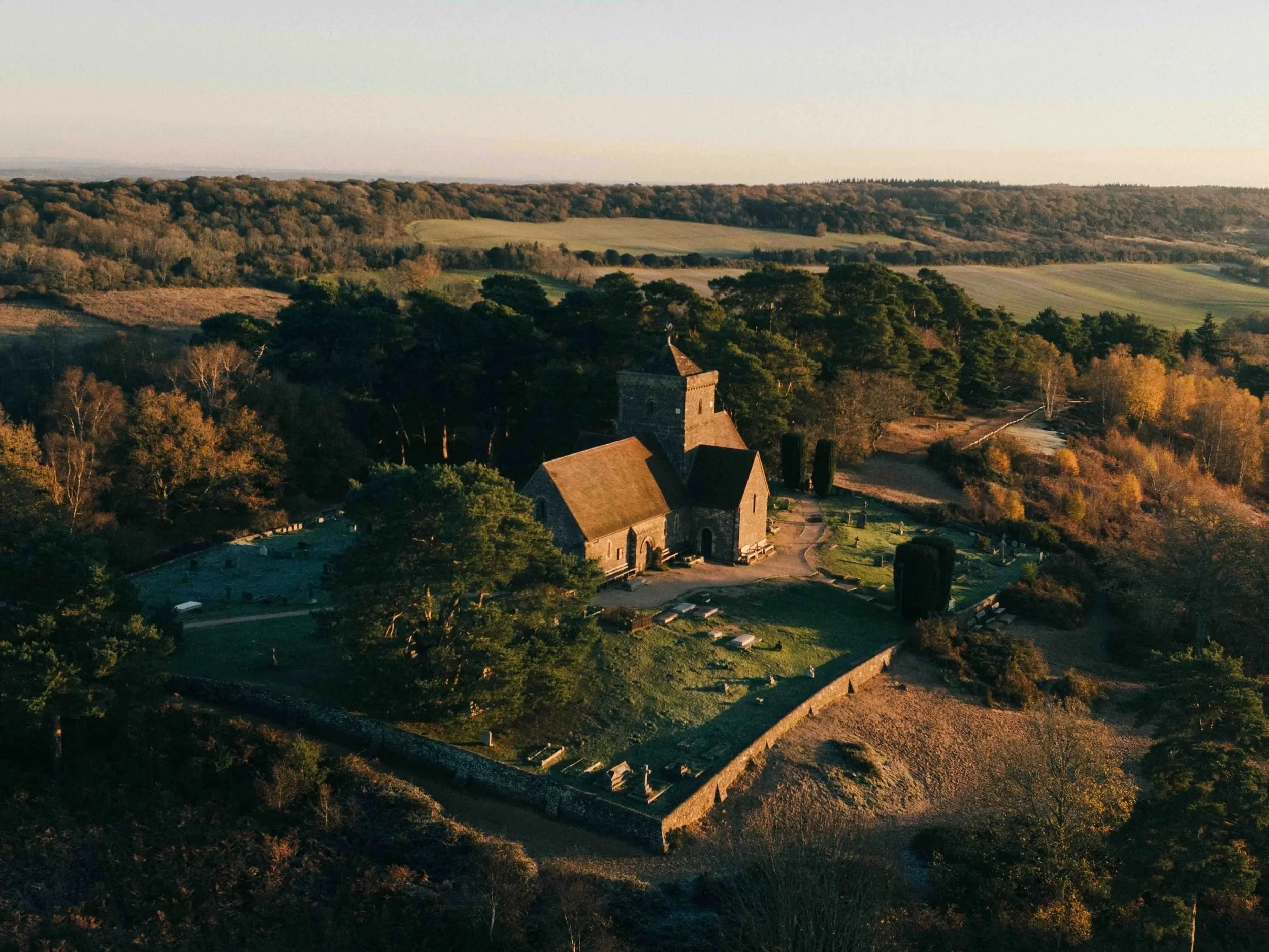 Best+walks+near+London+%E2%80%93+Surrey+Hills+North+Downs+Way+from+Shere%2C+scenic+countryside+hiking+route%2C+join+us+for+guided+Surrey+Hills+walking+adventures+4.jpg