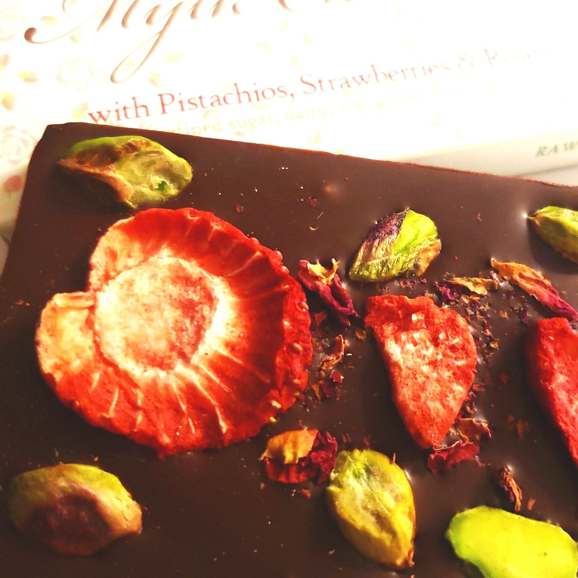 Strawberry Pistachio Rose Mylk Chocolate Bites🍓