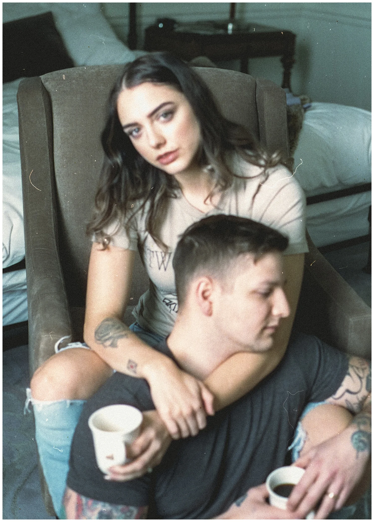 hotelhangs002.jpg