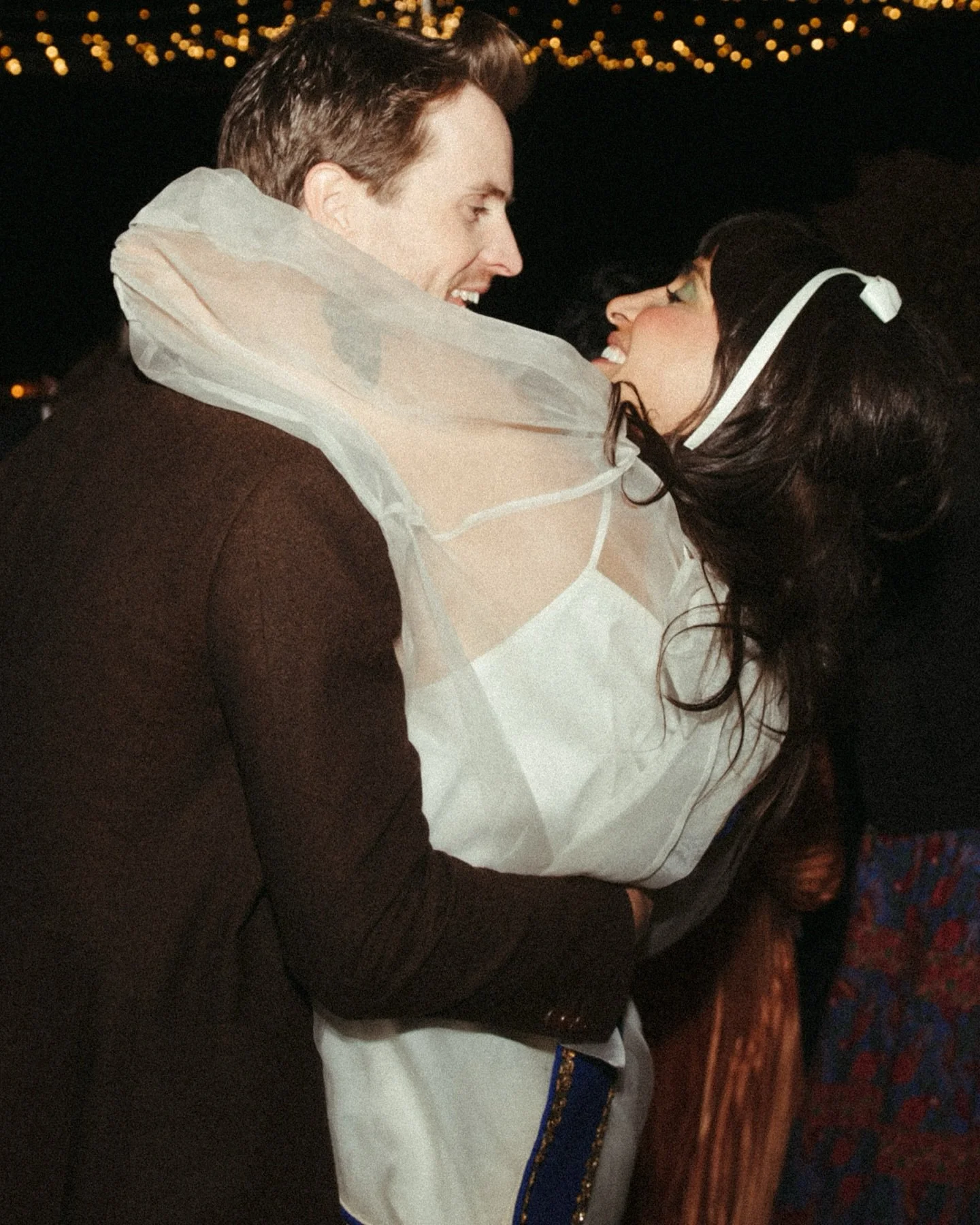 From the details to the little emotions to the big moments, I&rsquo;m here for it all!! I still have some space left for 2025 weddings ✨ email me! ❤️