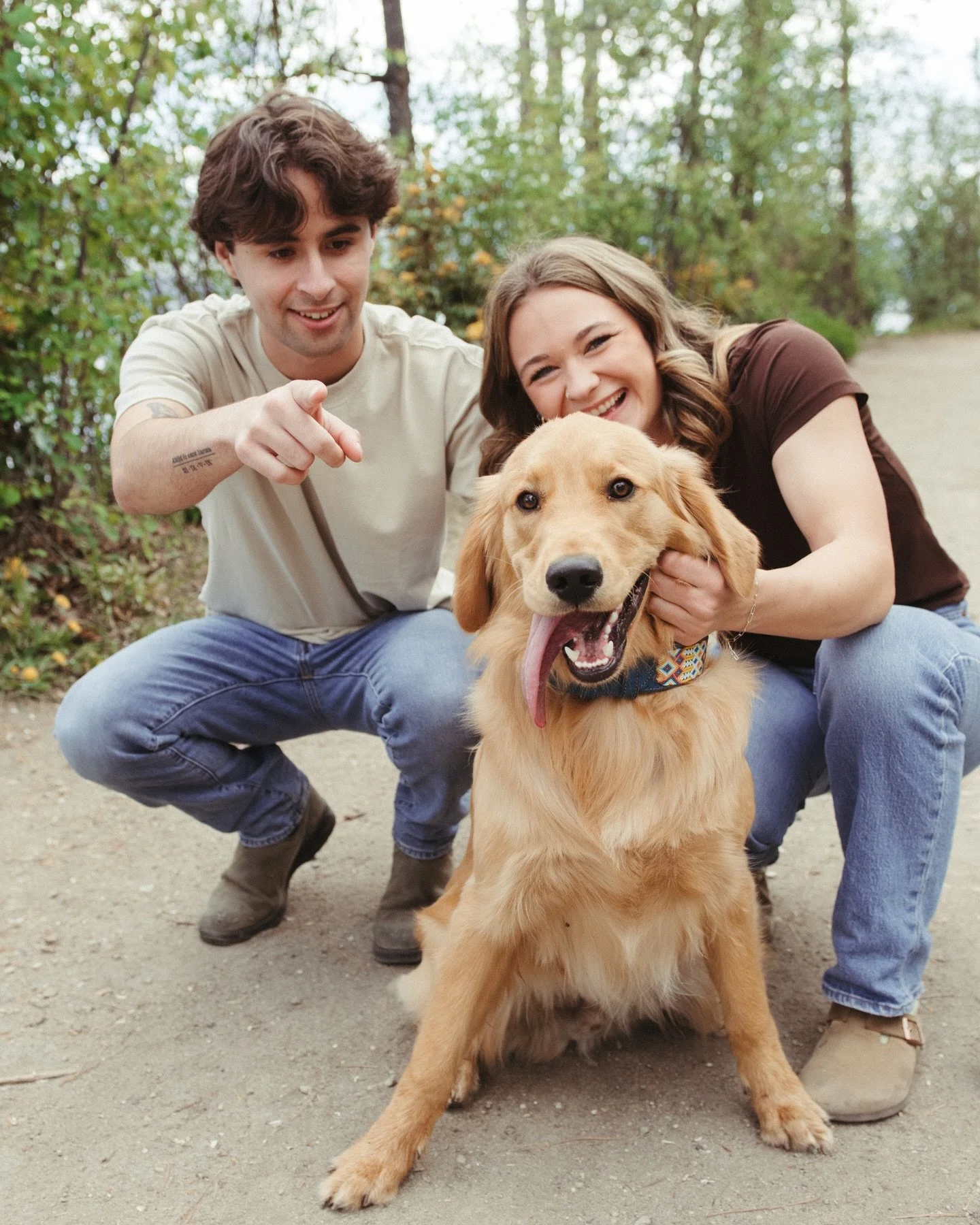 Had the best time hanging with these two and their cute pup 🥹 spring in the Okanagan is 😻 chefs kiss!!!