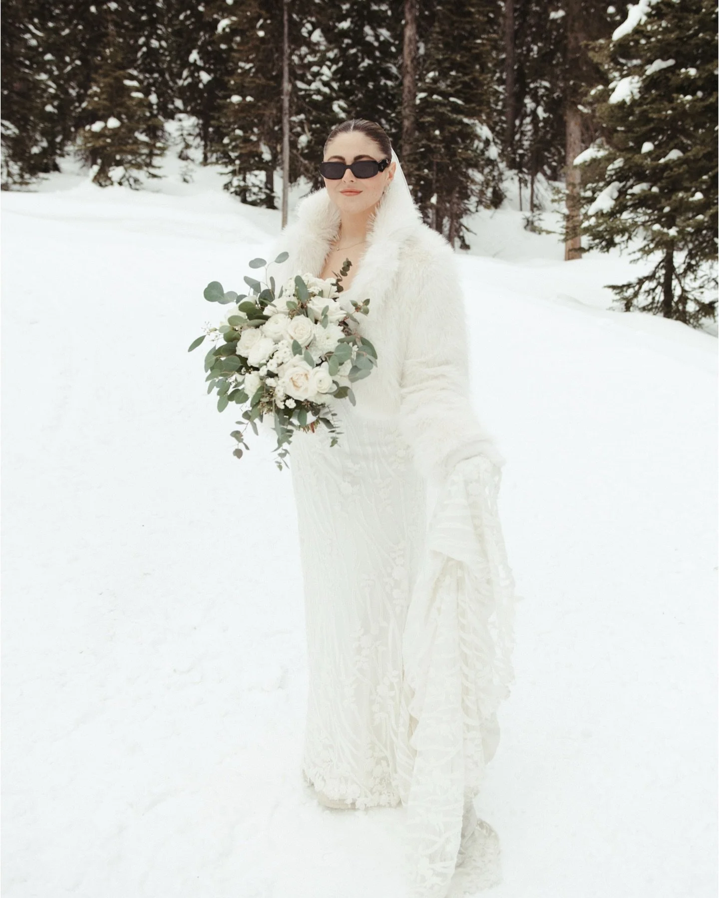 I definitely didn&rsquo;t post enough about this iconic big white wedding so here we are 😌✨