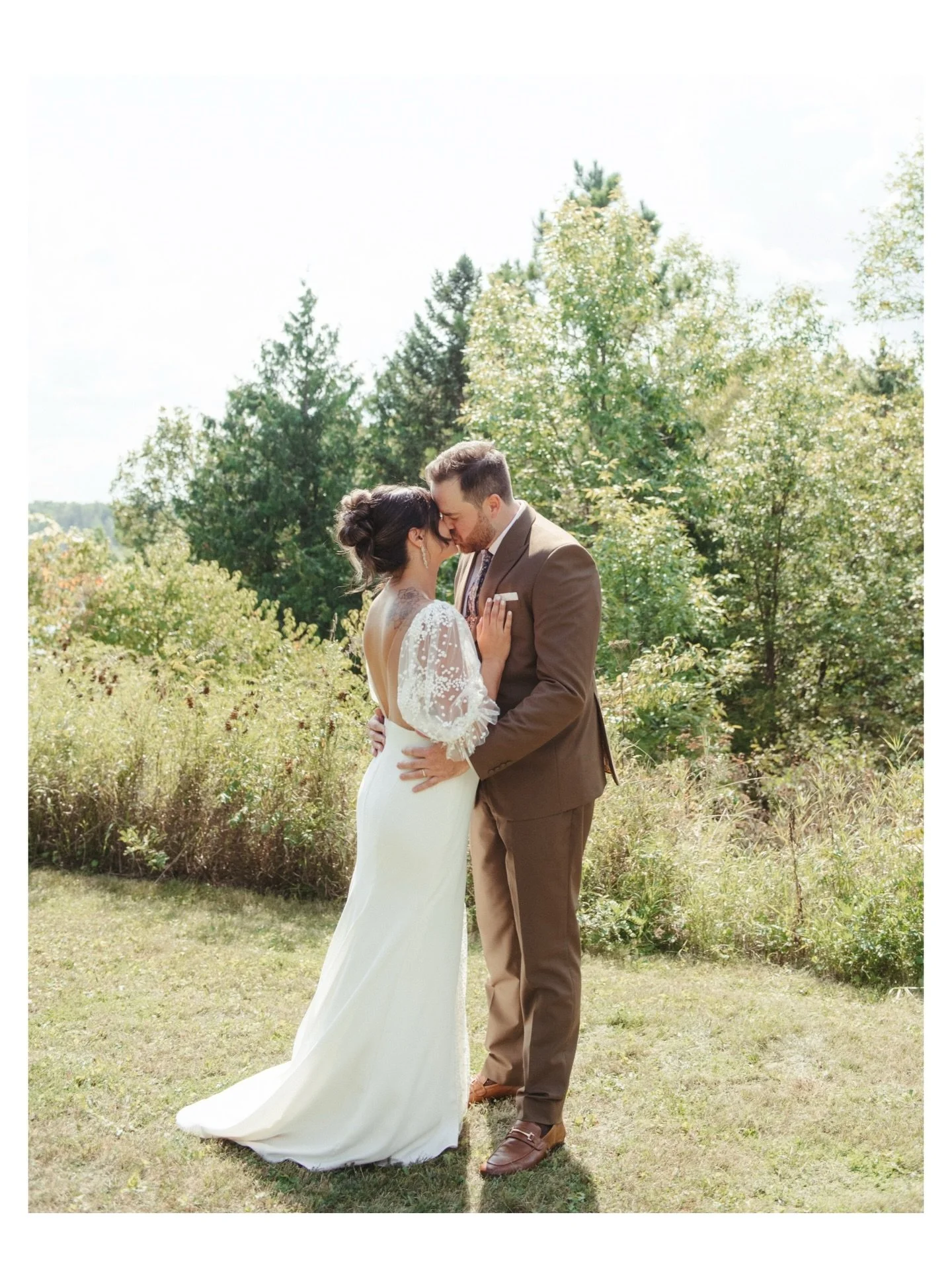 First look portraits!! My fav 🥹💕 #weddingphotography