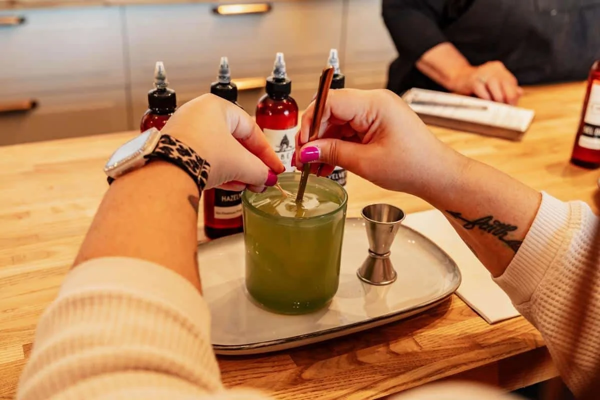 How to Blend Scents Like a Pro: The Art of Fragrance Mixing