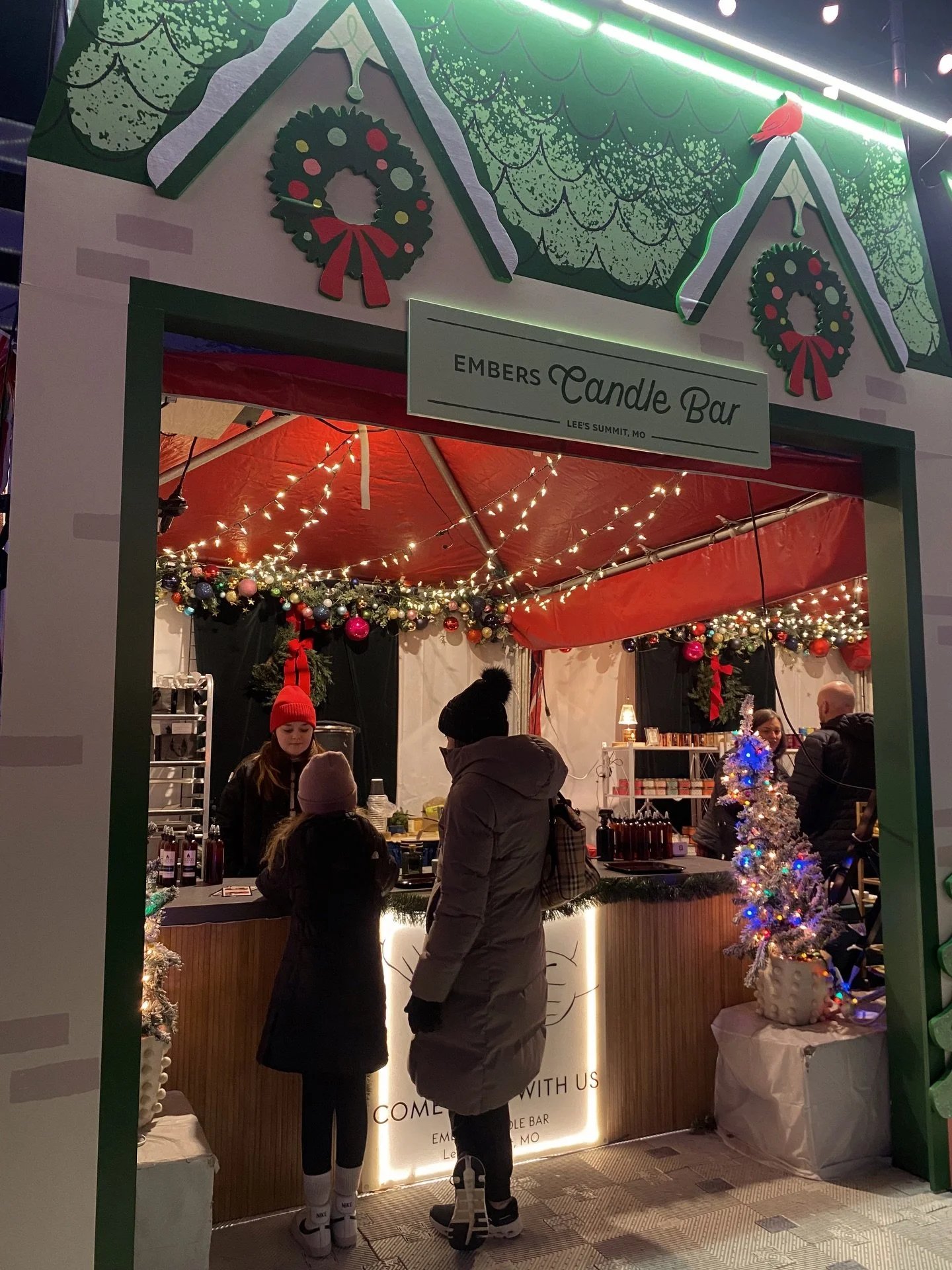That&rsquo;s a wrap on in the final weekend of @hallmarkchristmaskc 🤩🎄🛍️
&bull; 
We are so grateful to have been part of the Christmas experience over the past four weekends. Thank you to everyone who joined us, we hope you enjoy your candles and 